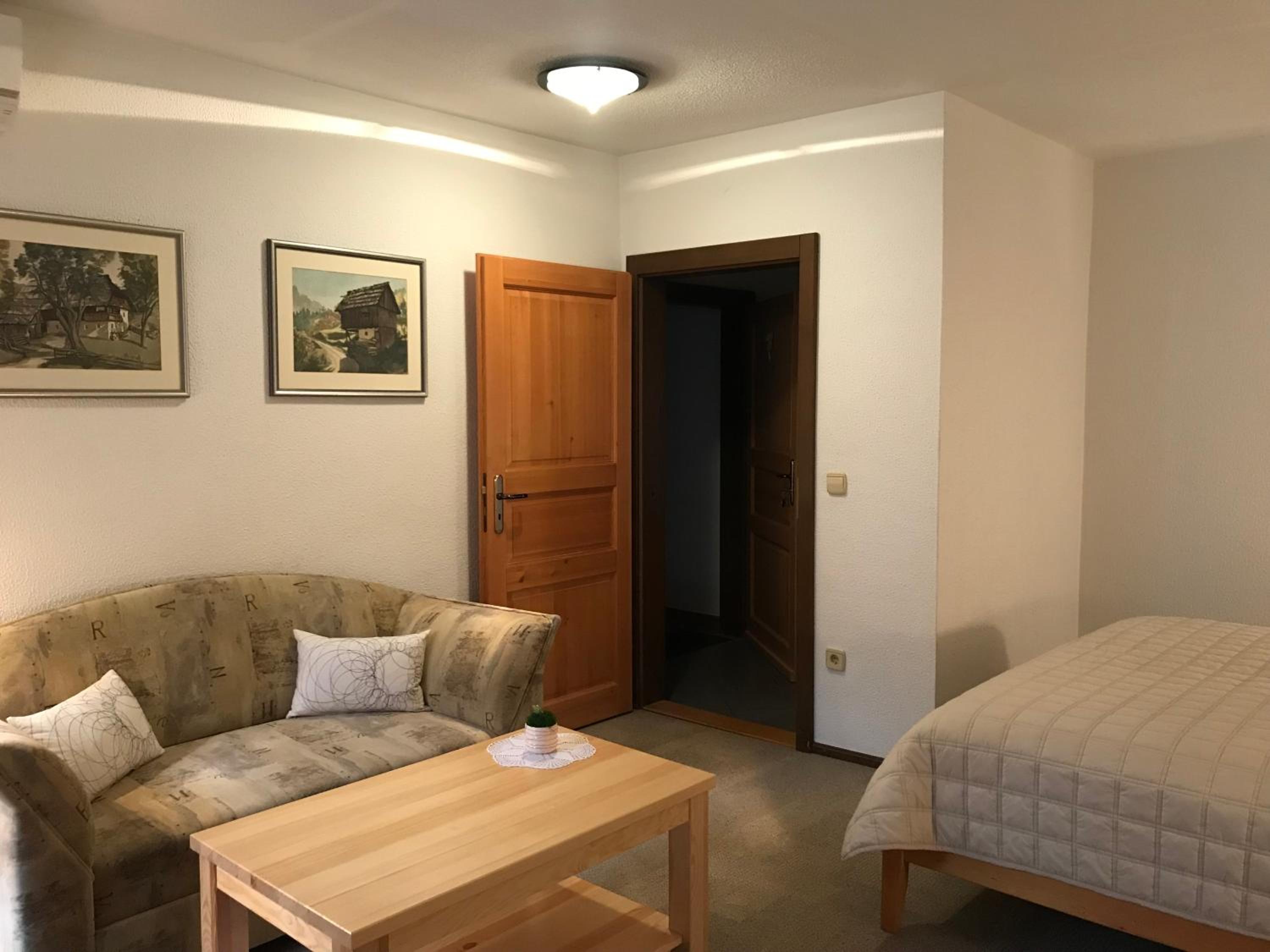 Apartment photo 2