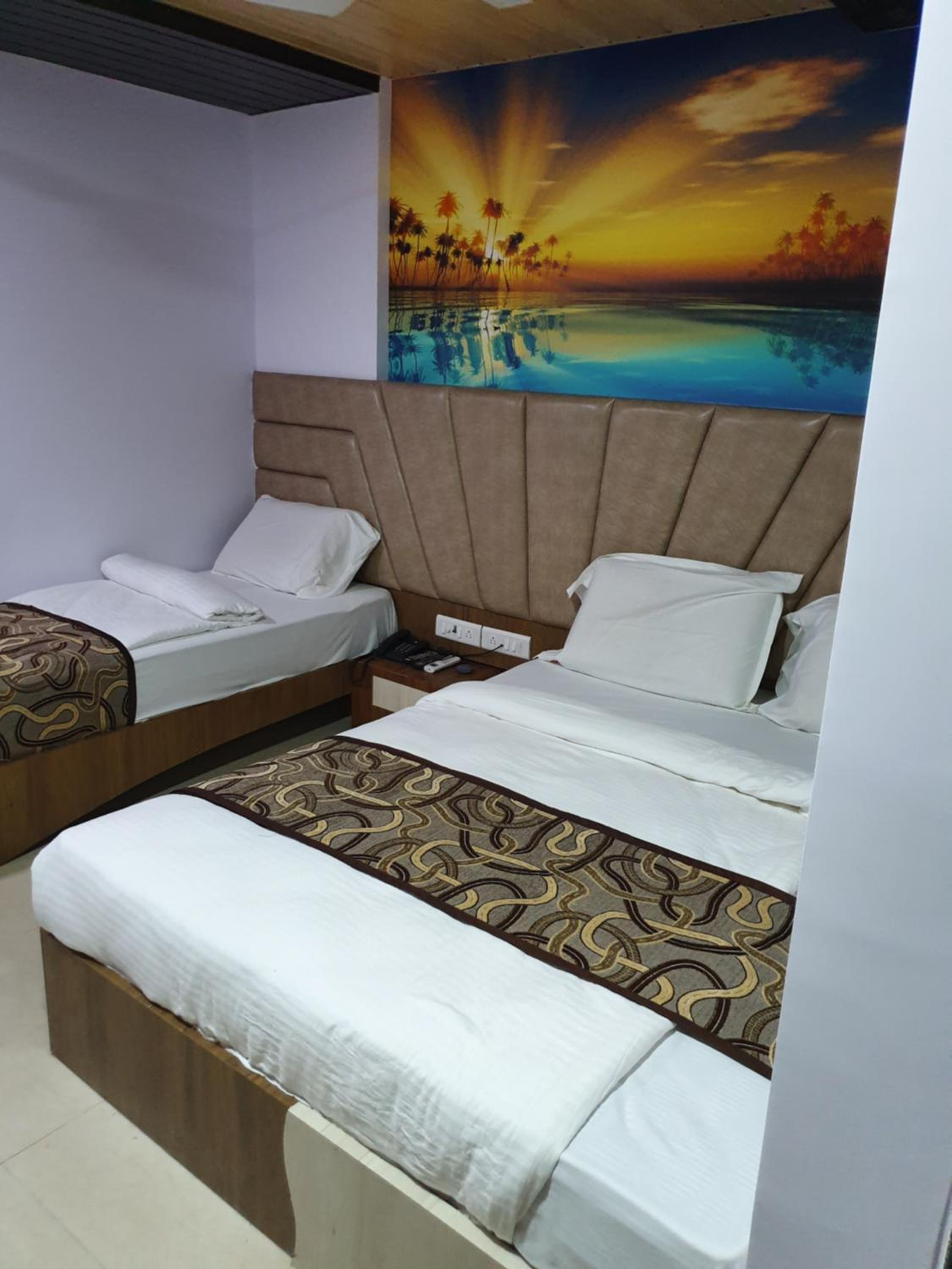 Basic Triple Room photo 2