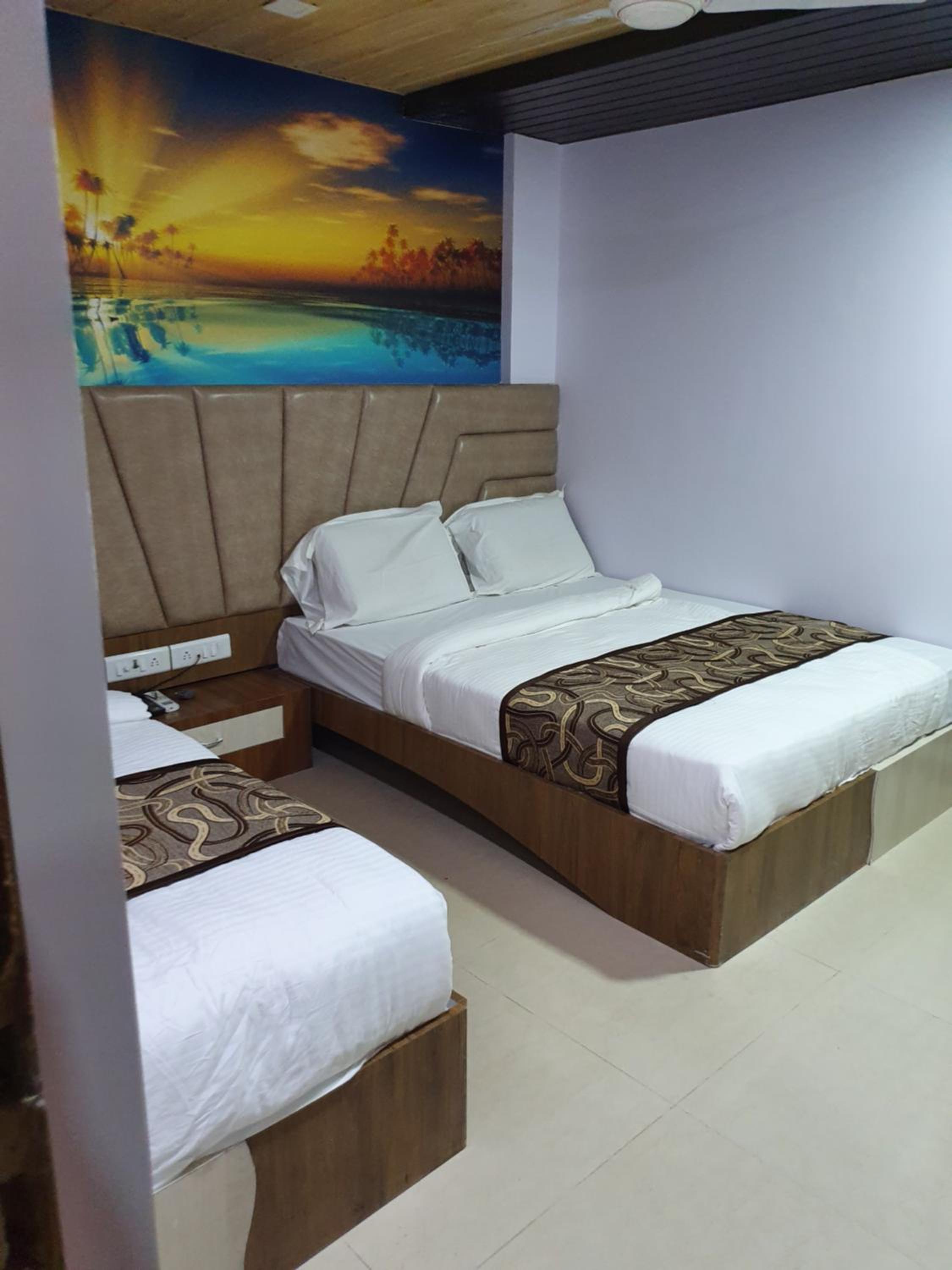 Basic Triple Room photo 1