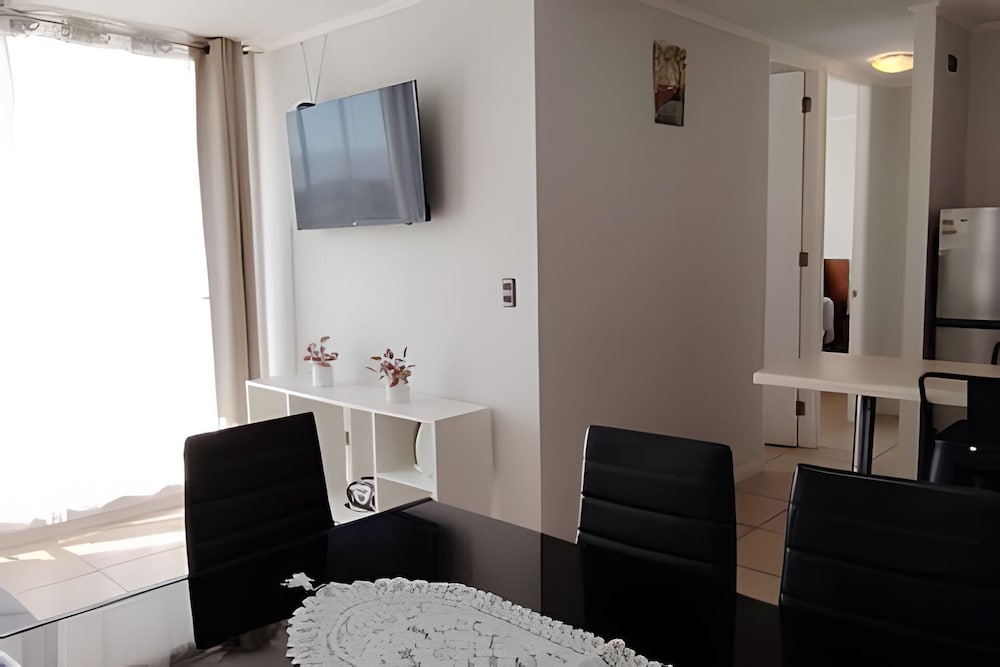 Apartment photo 2