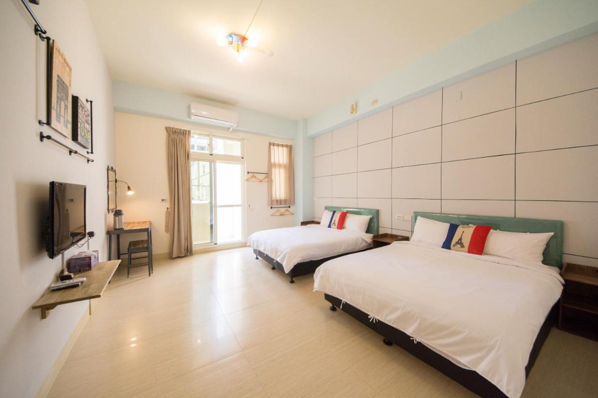Quadruple Room with Balcony (No parking) photo 1