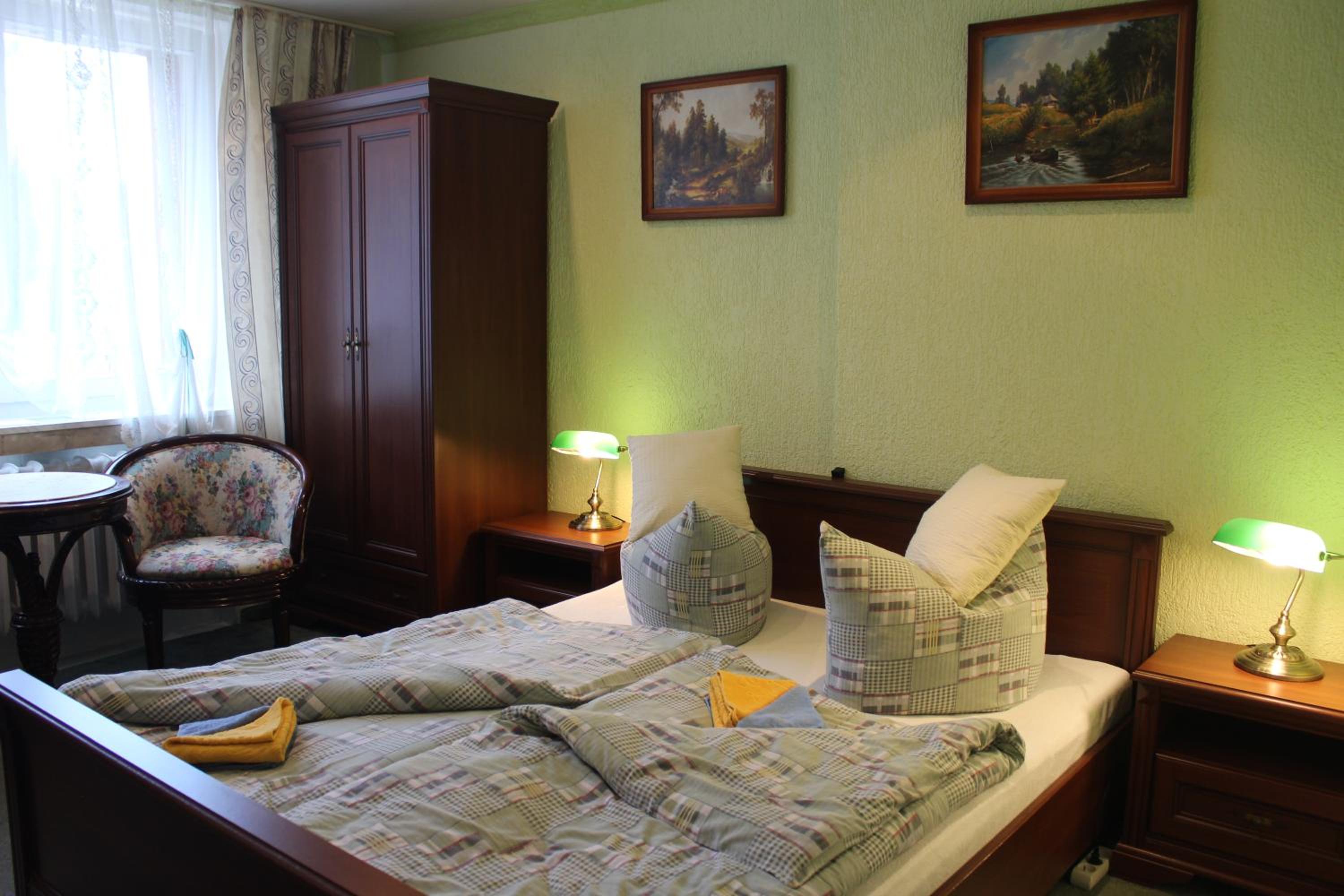 Double Room with Private Bathroom photo 1