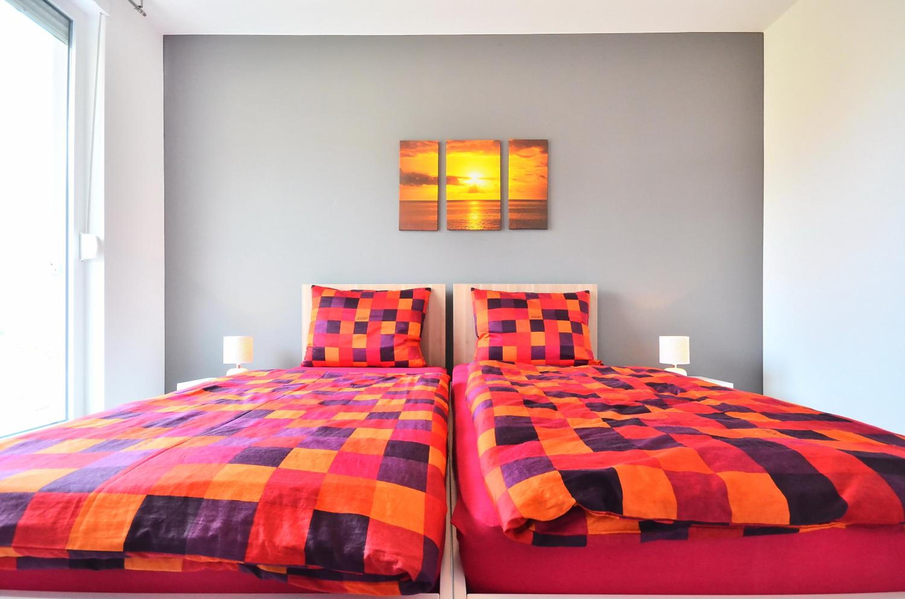 Three-Bedroom Apartment with Balcony photo 2