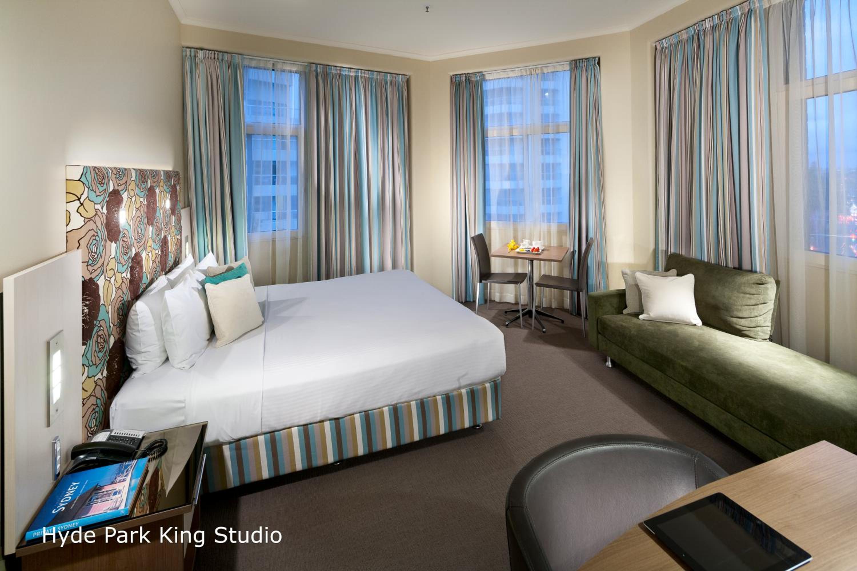 Superior Room, 1 King Bed