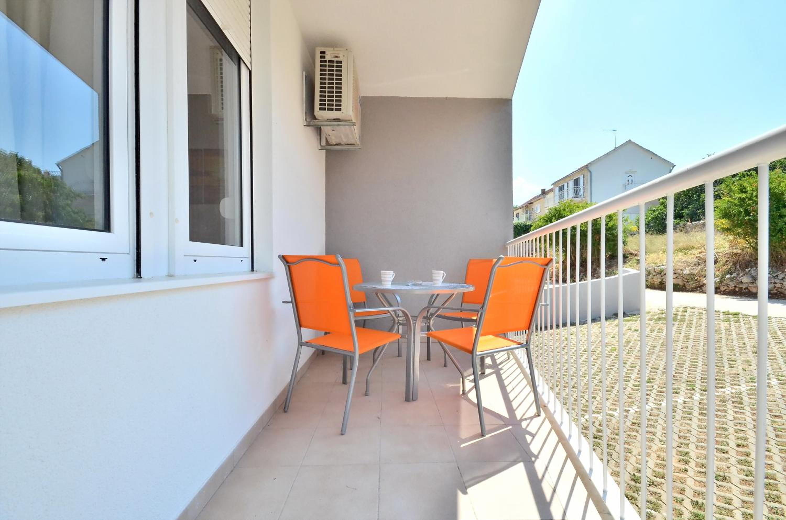 Two-Bedroom Apartment (3 Adults) photo 3