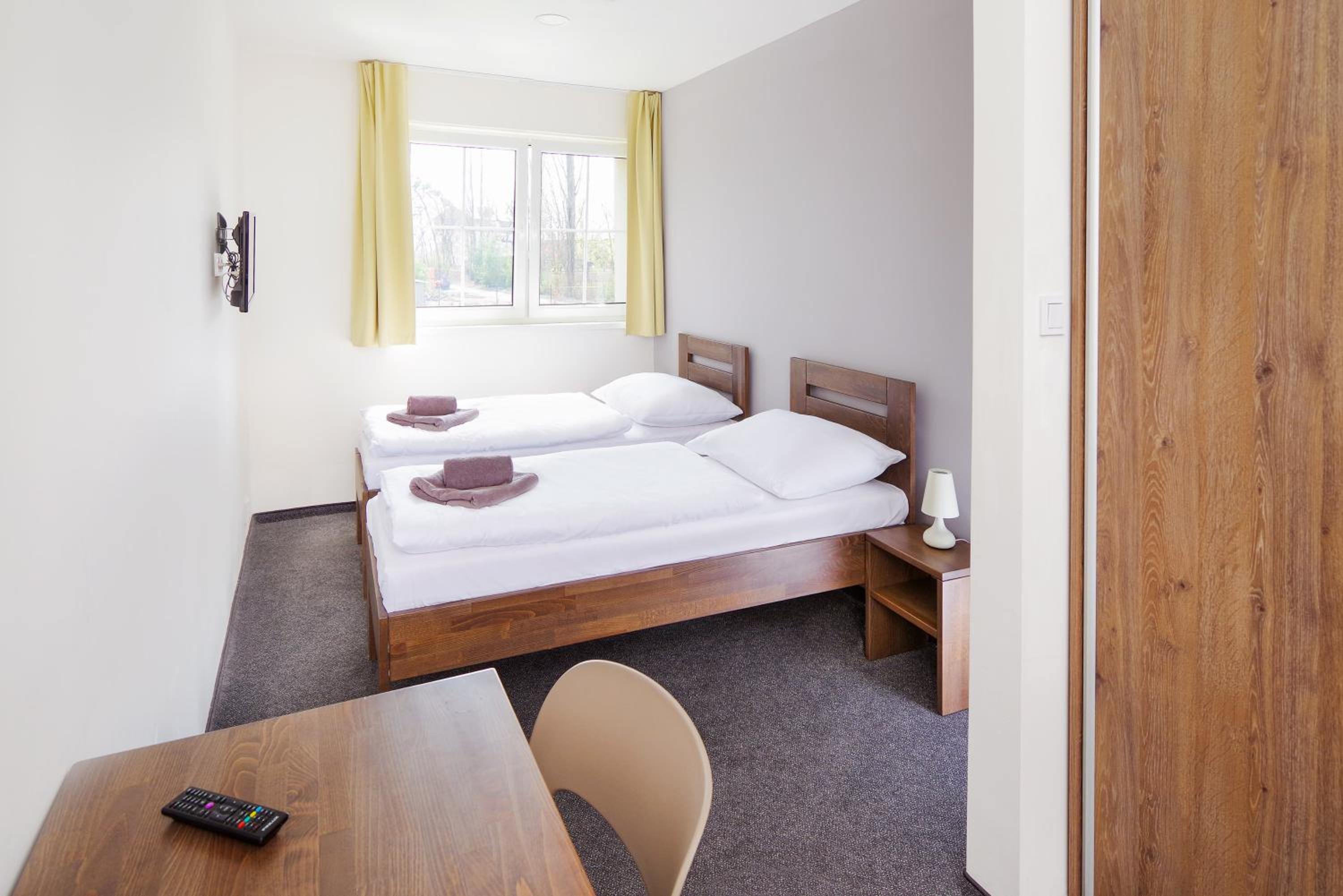 Double or Twin Room with Bathroom photo 2