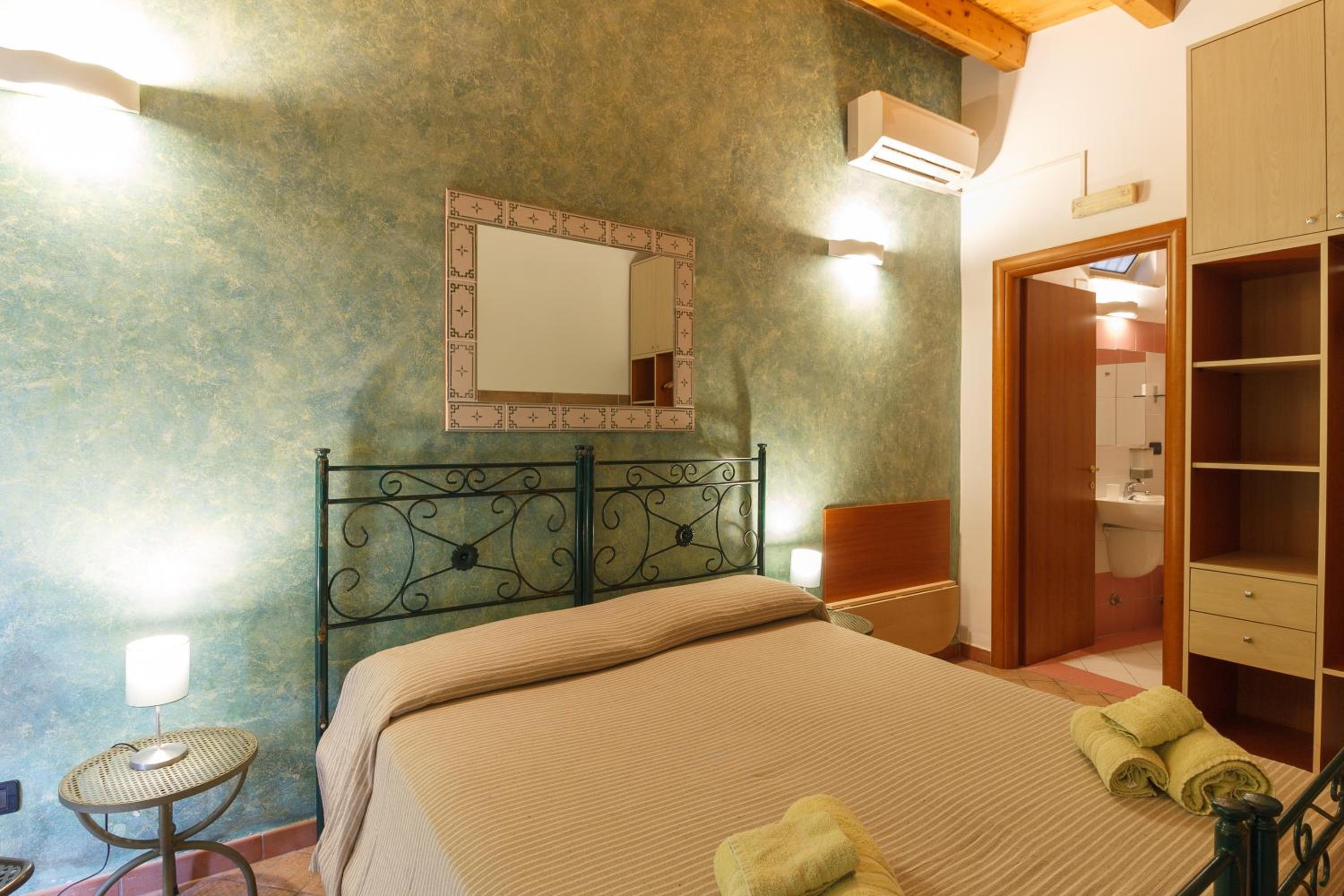 Double or Twin Room photo 1