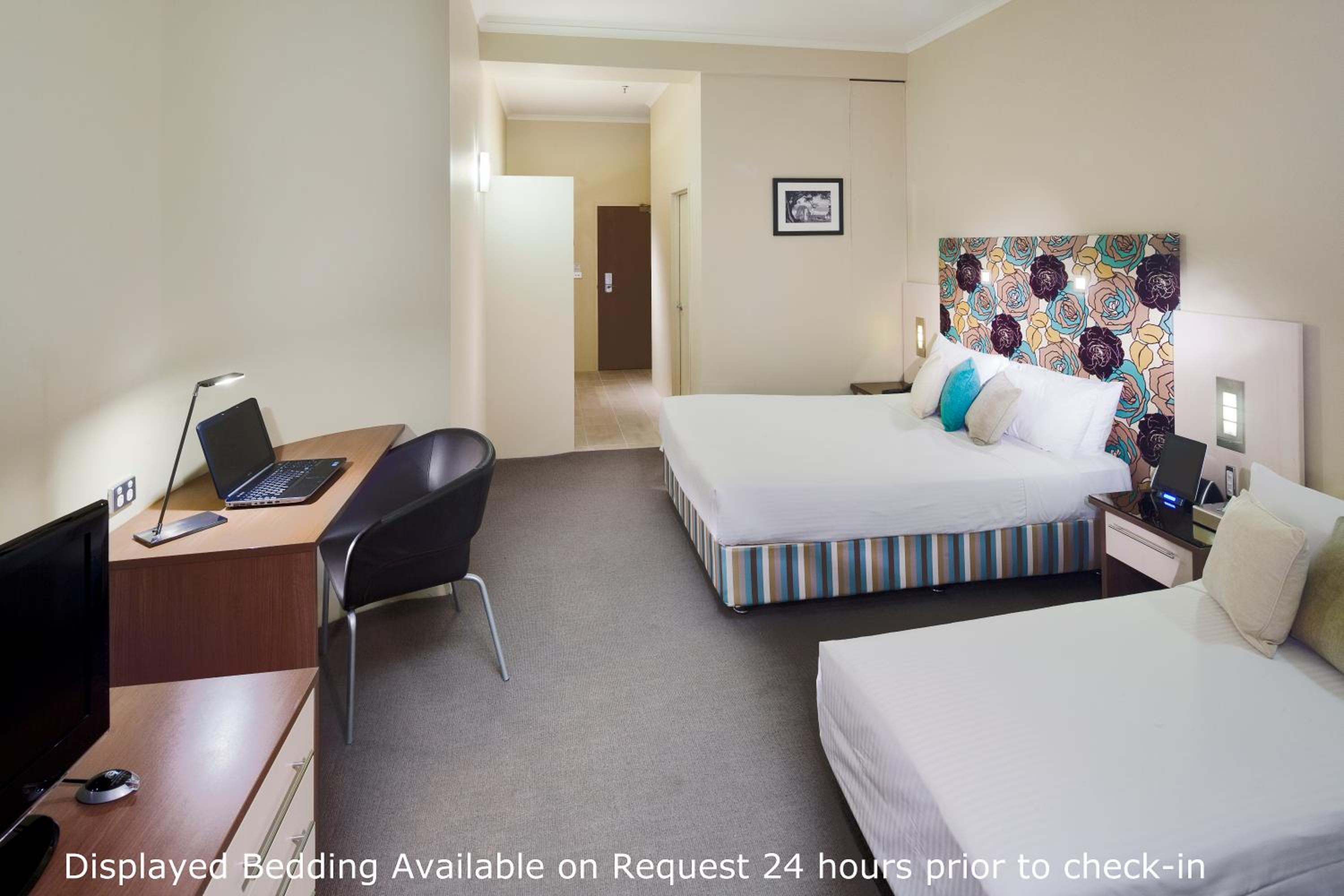 Deluxe Room, 1 Queen Bed