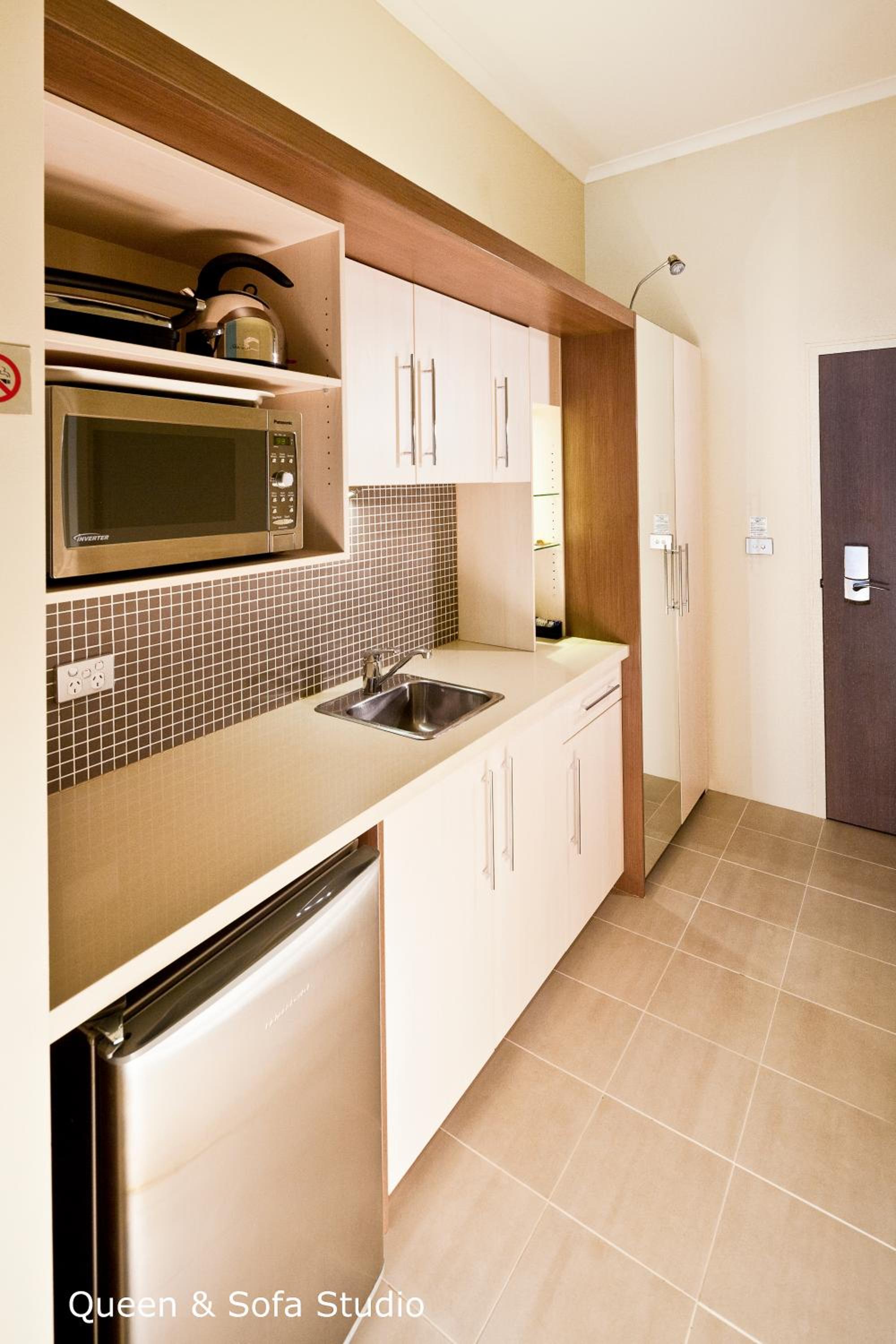 Deluxe Room, 1 Queen Bed