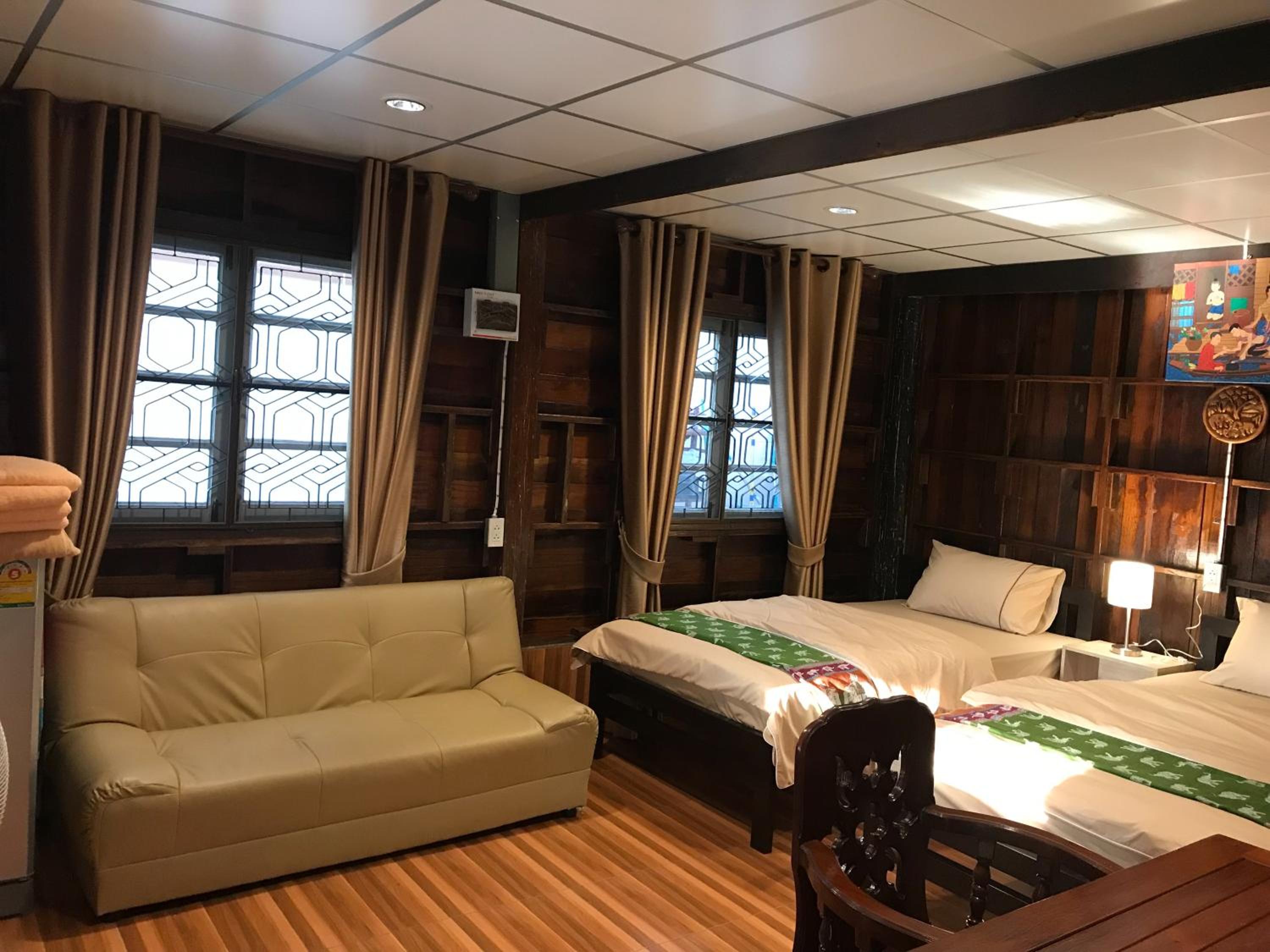 Standard Twin Room with Garden View - Photo 5