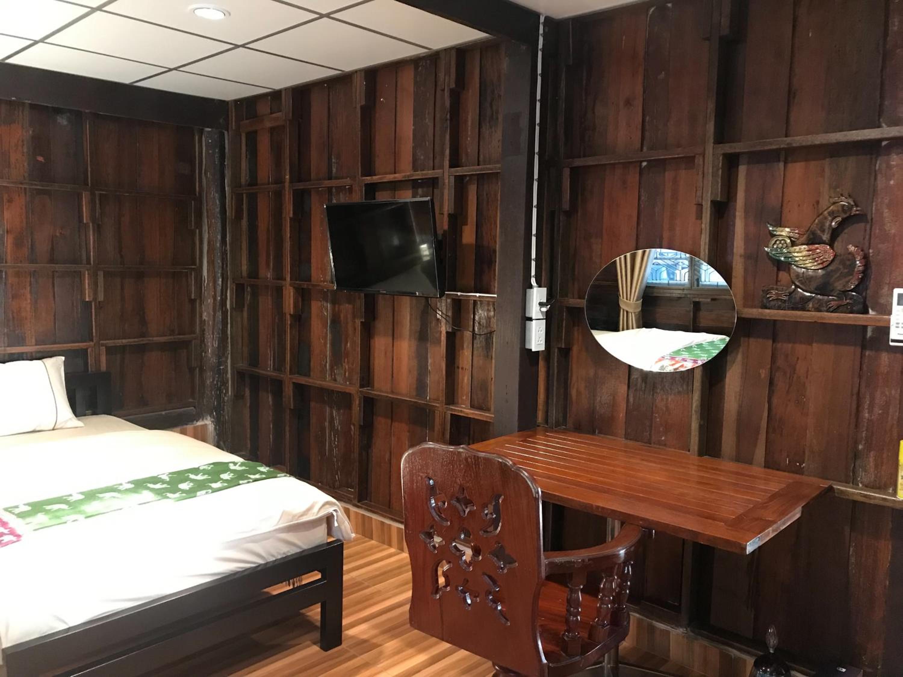 Standard Twin Room with Garden View - Photo 4