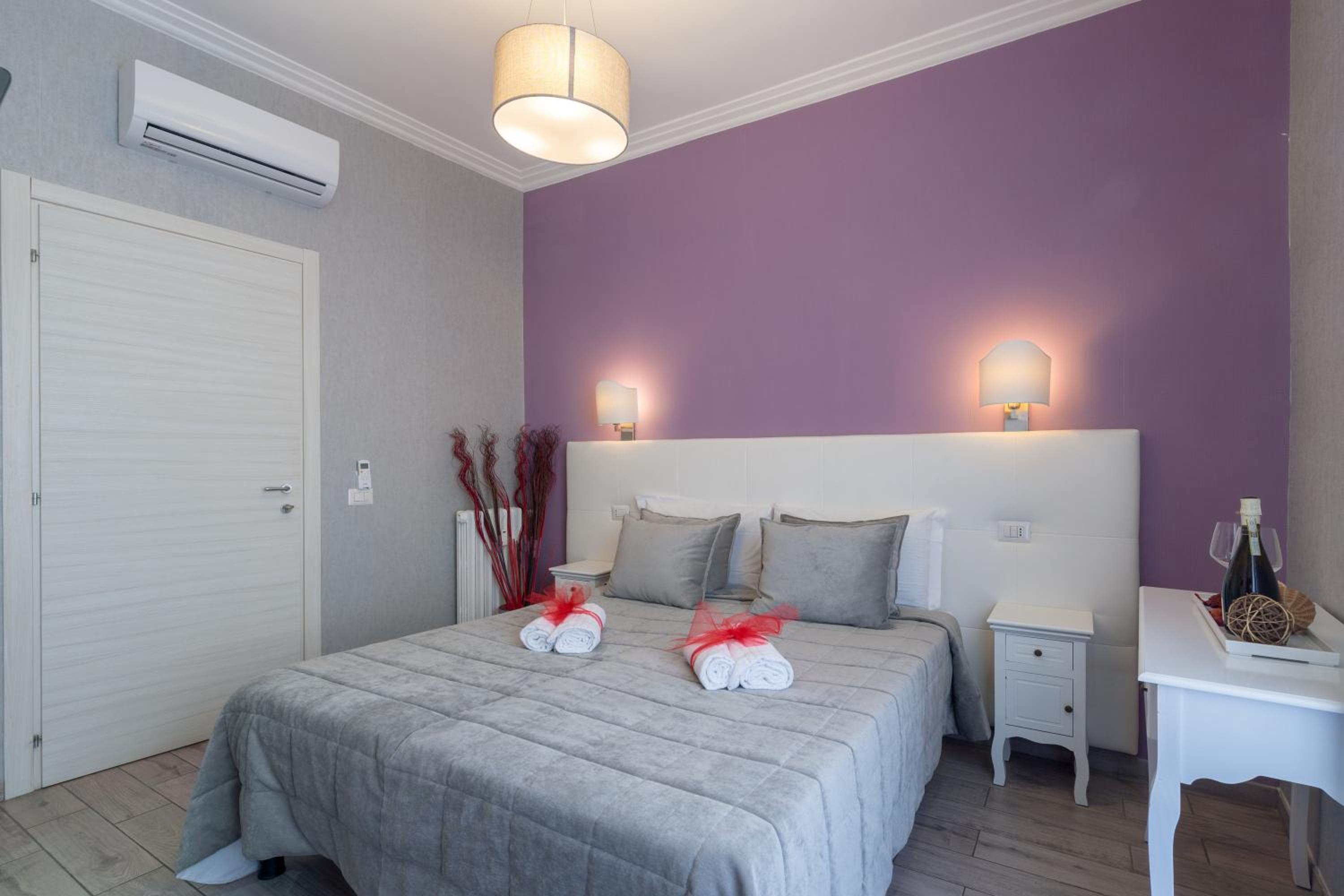 Double or Twin Room with Private External Toilet photo 1