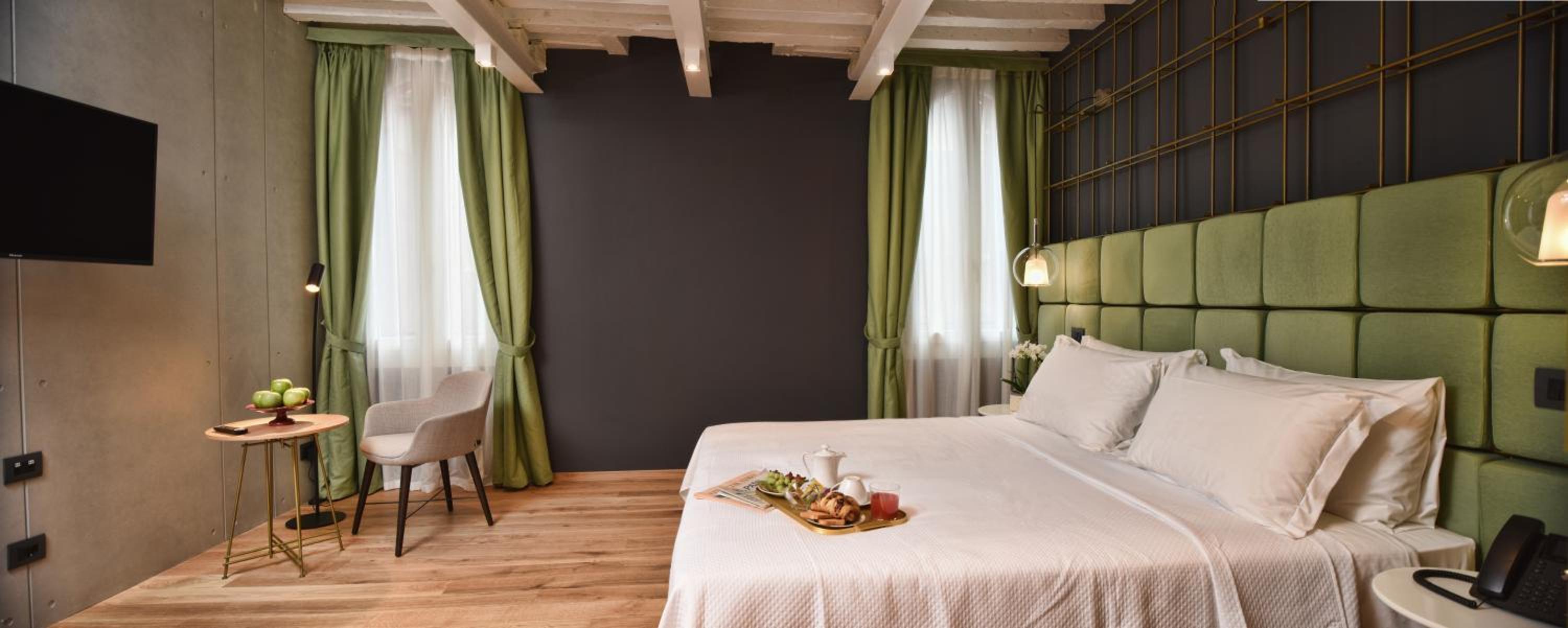 Exclusive Triple Room with canal view  photo 2