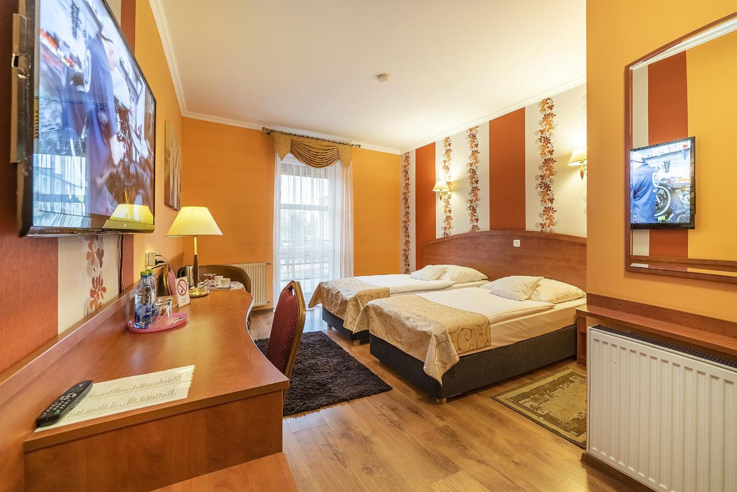 Double Room - Photo 1