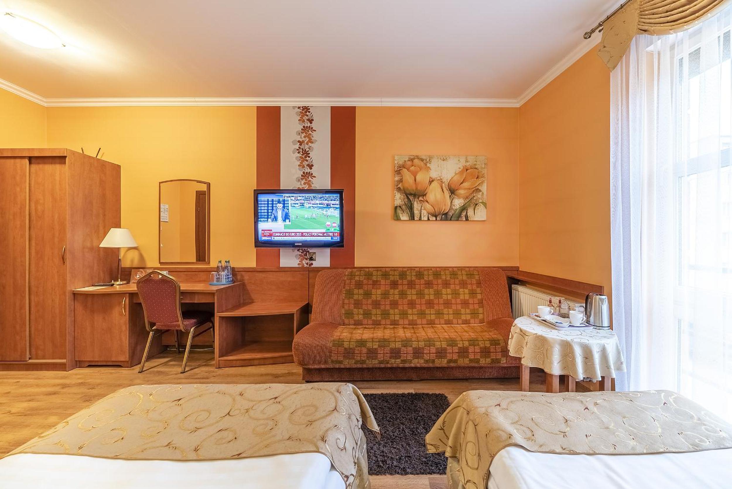 Triple Room
