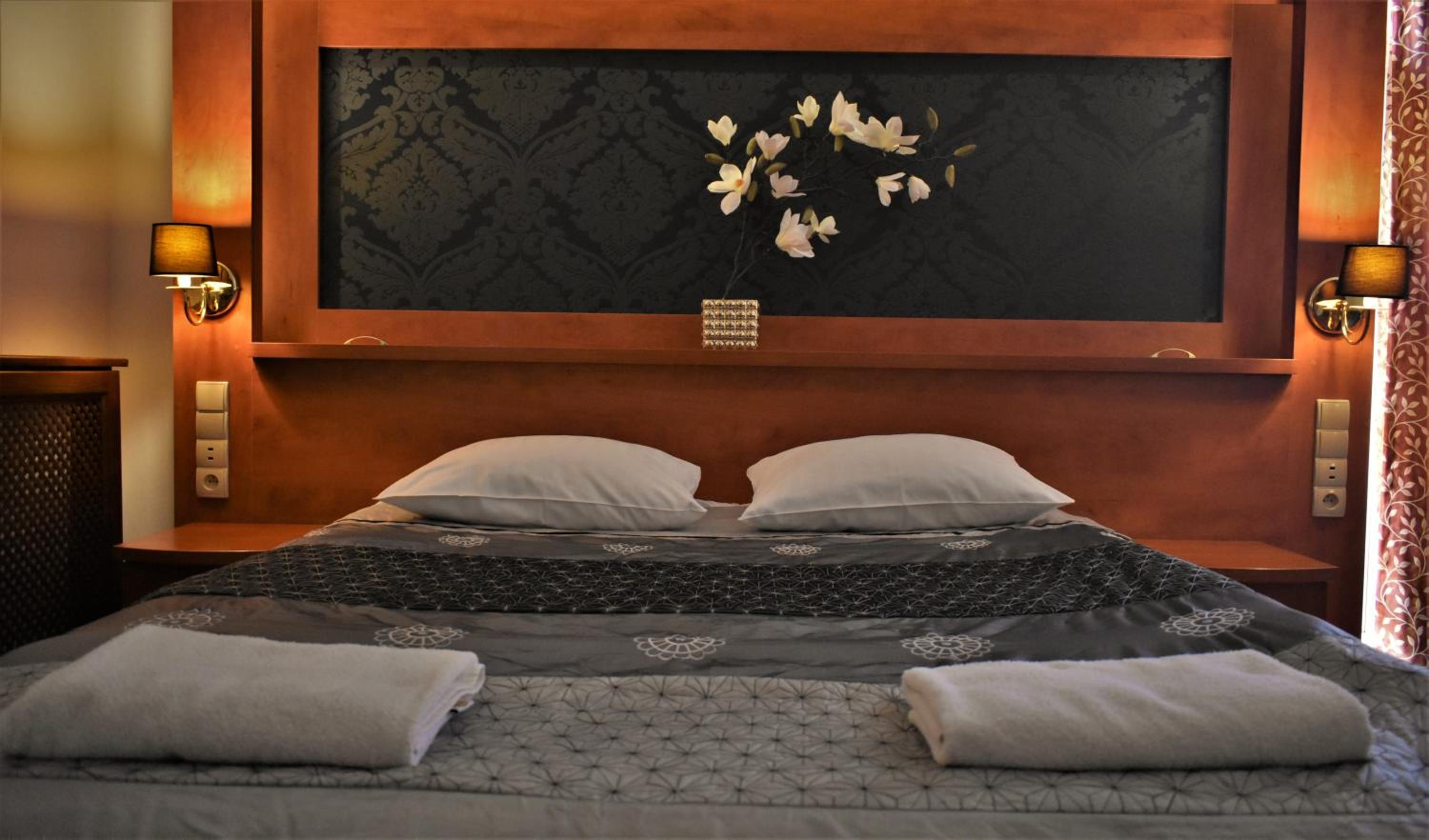 Double Room with Balcony - Photo 1