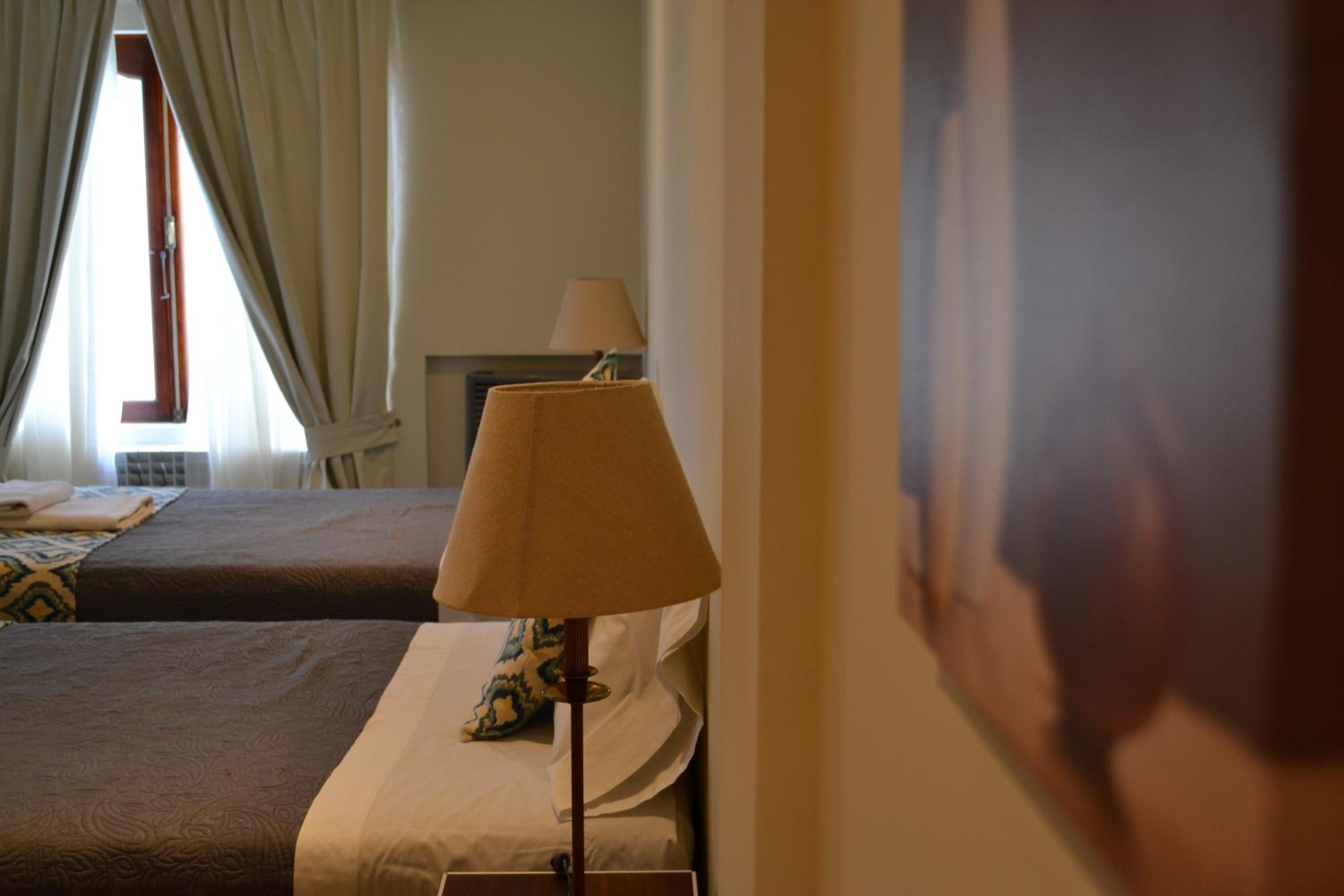 Apartment photo 3