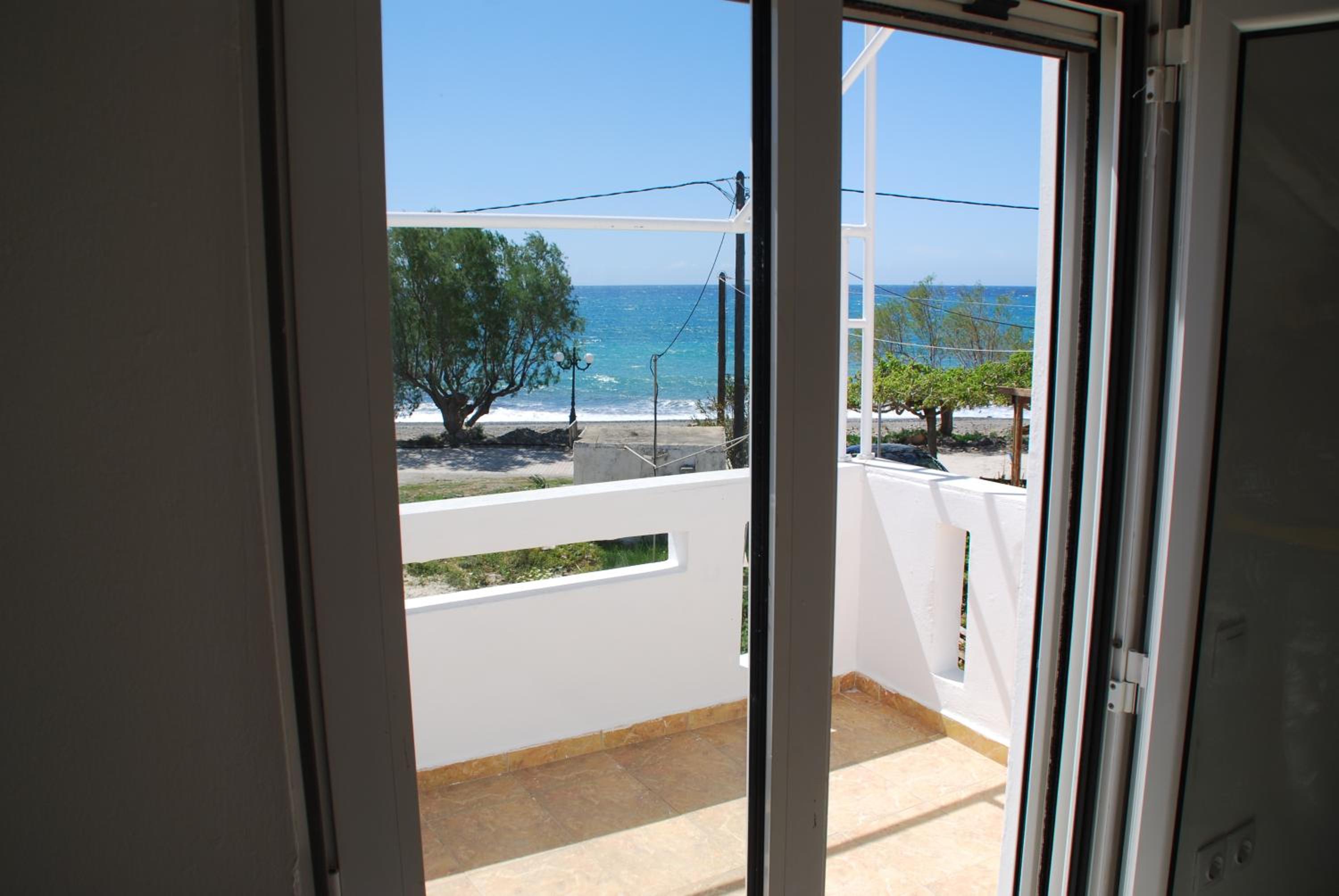 Apartment with Sea View - Photo 14