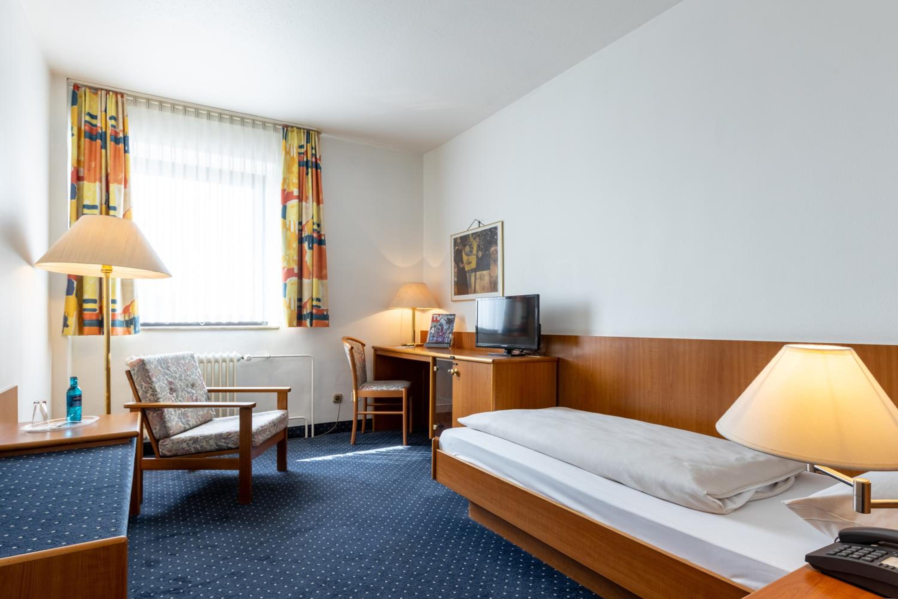 Single Room photo 1