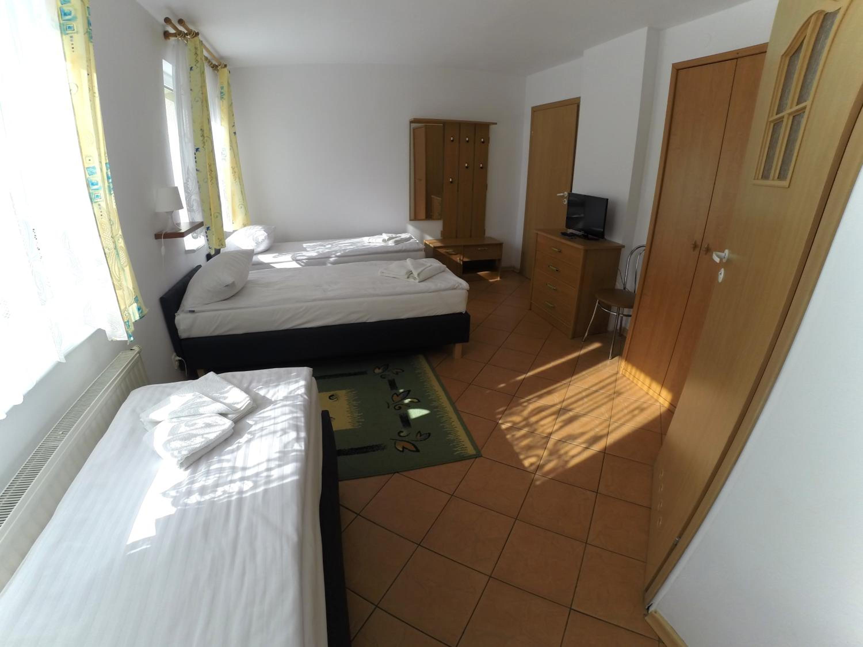 Triple Room photo 3