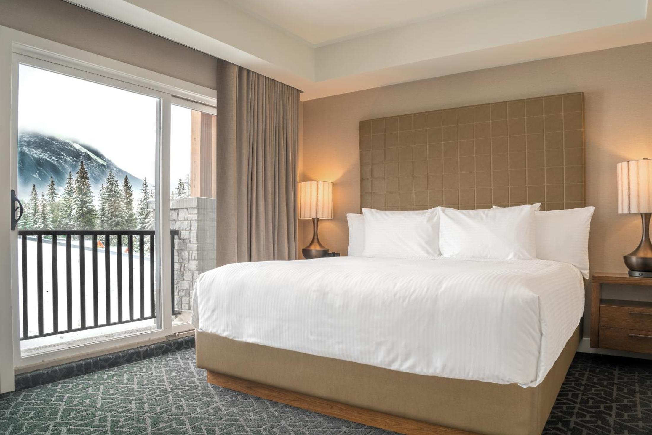 Premium King Room