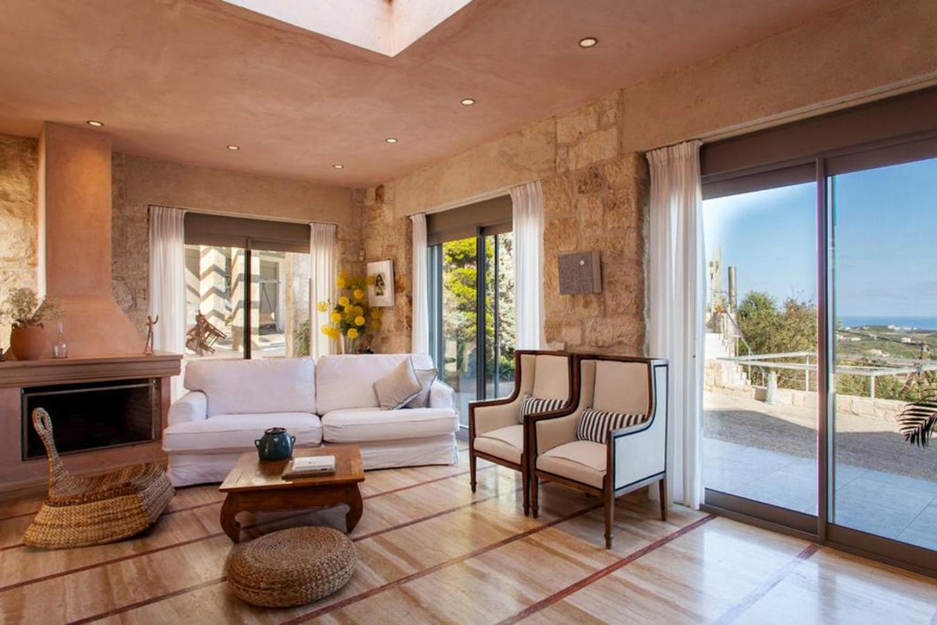 Villa with Sea View