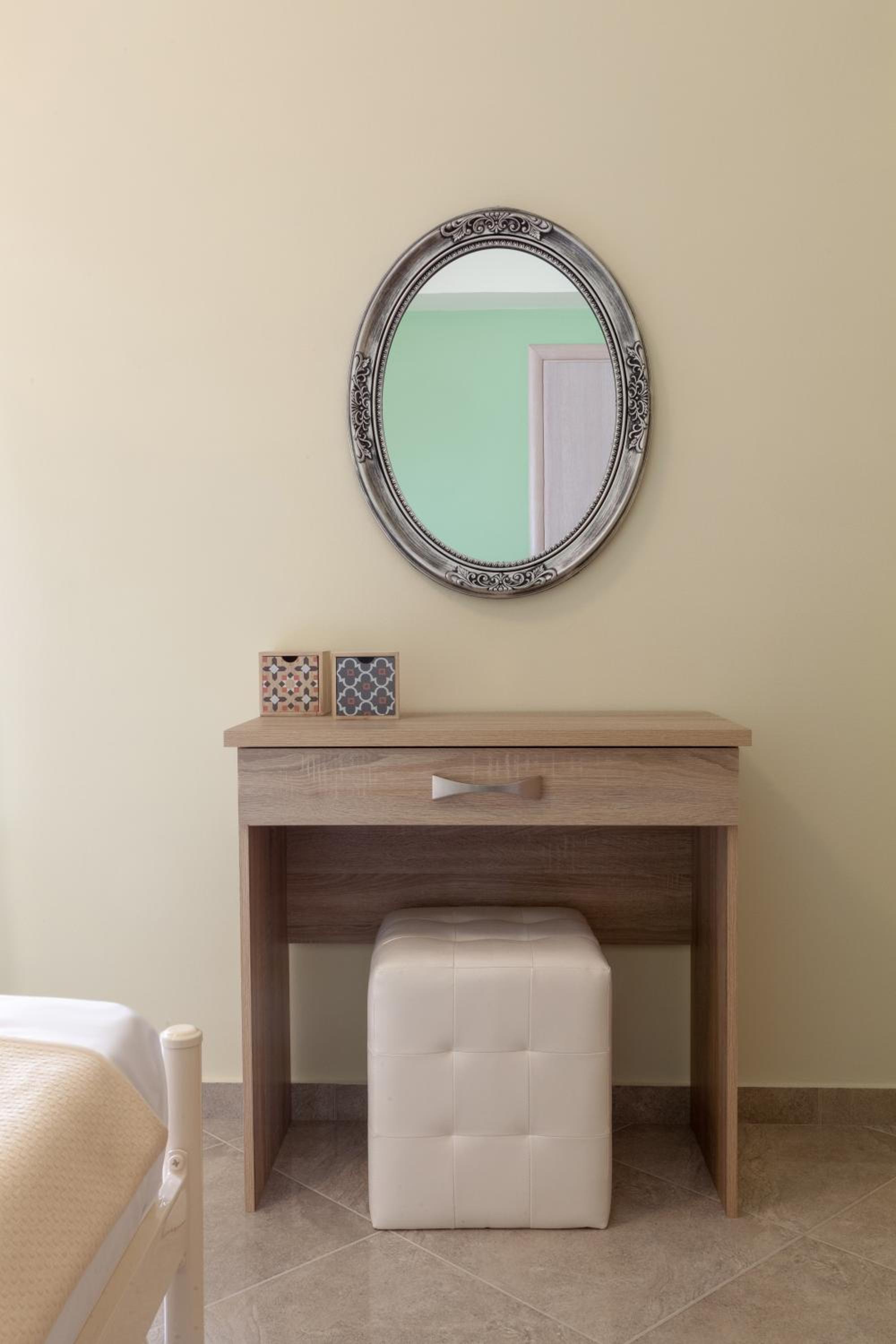 Two-Bedroom Apartment - Photo 7