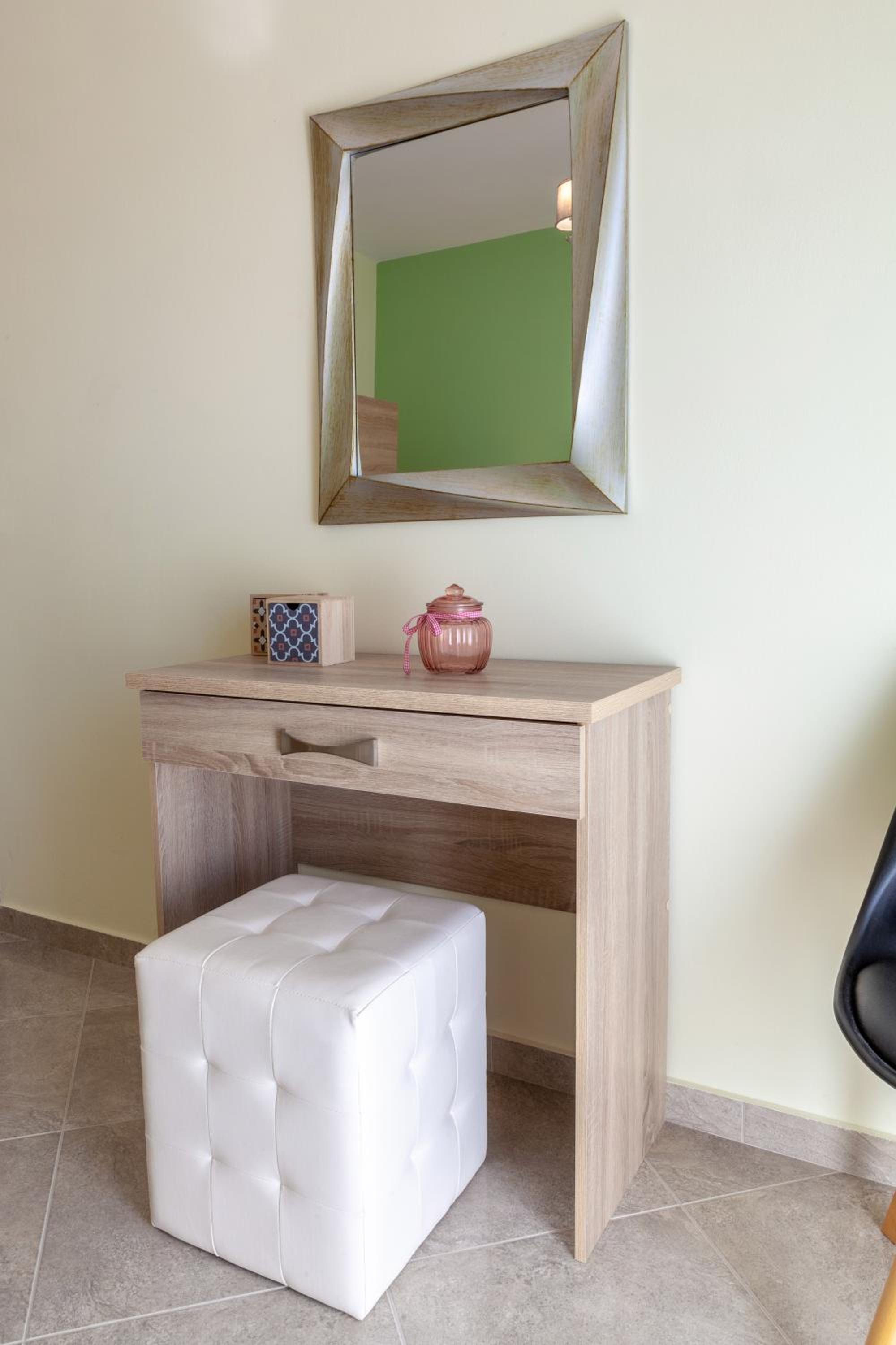 Two-Bedroom Apartment - Photo 23