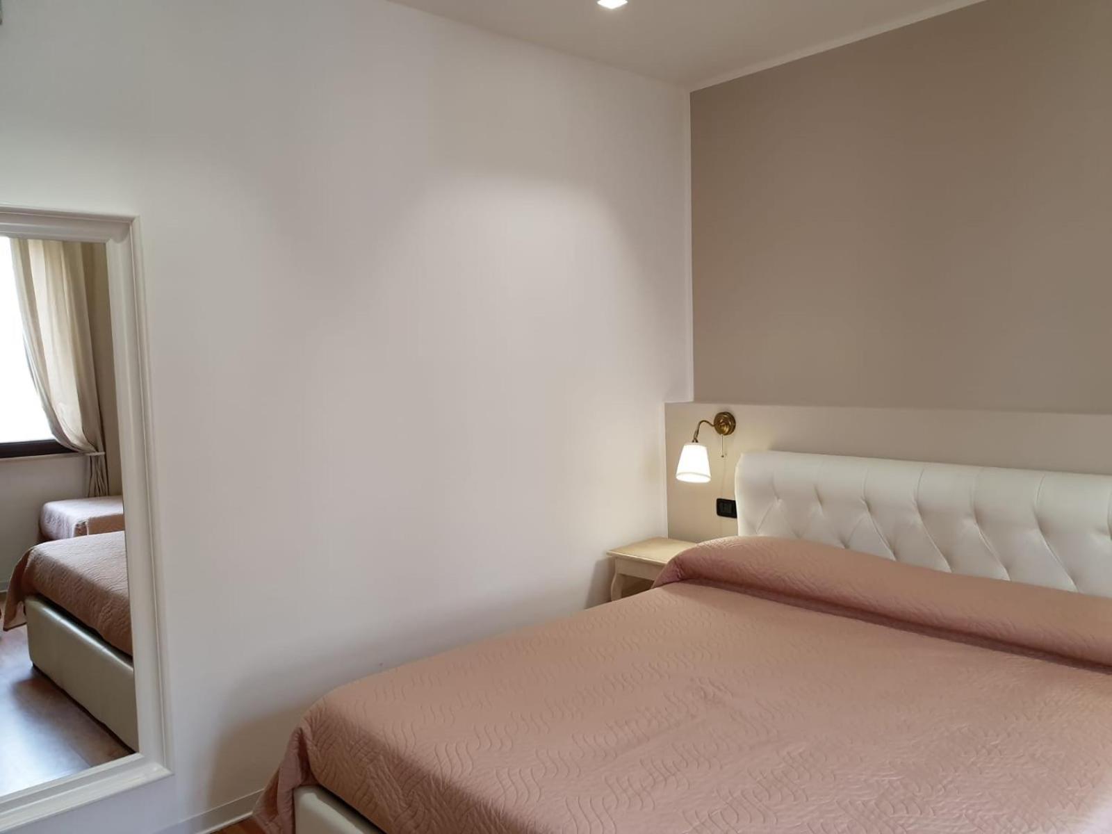 Comfort Triple Room - Photo 4