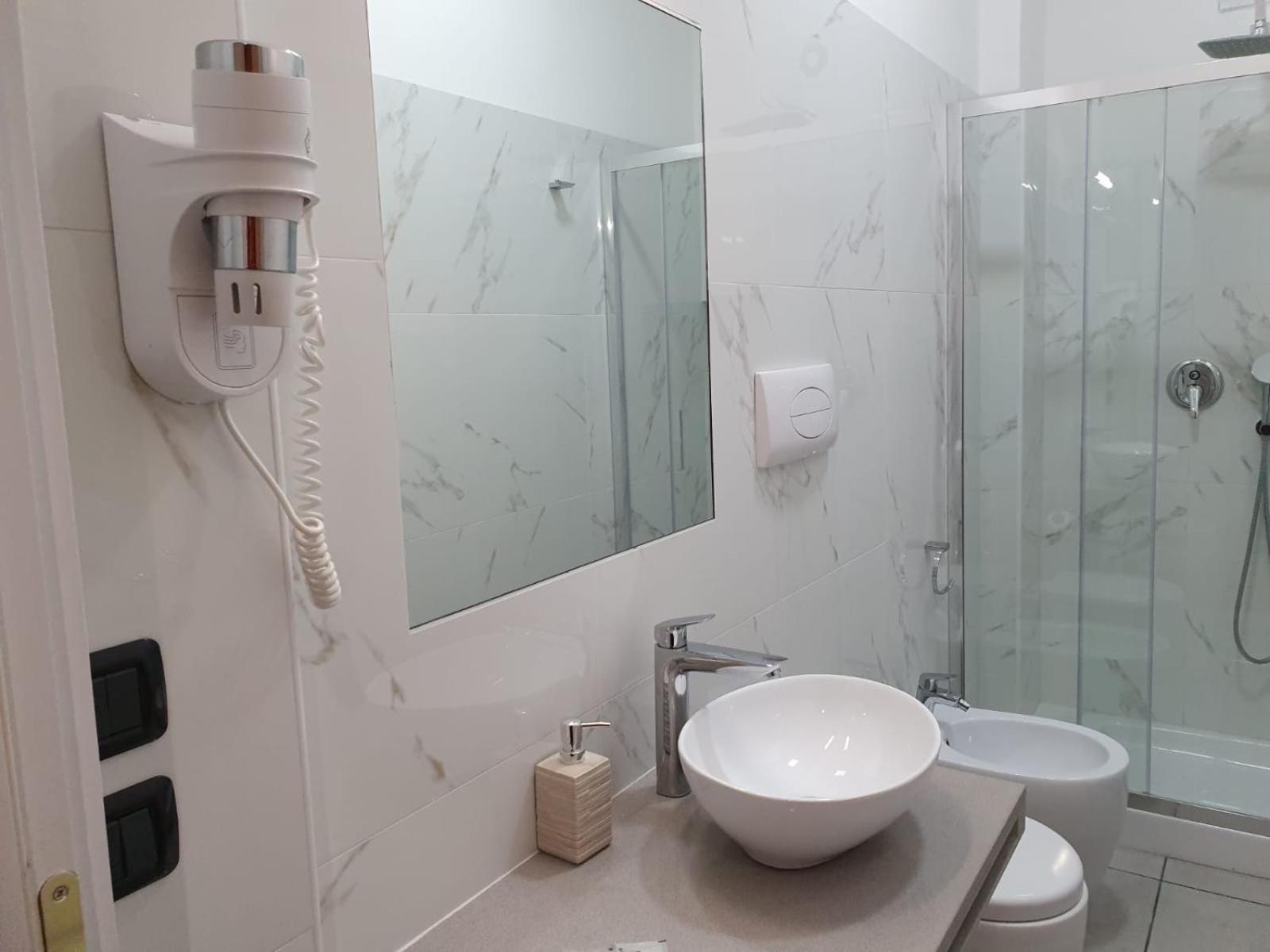 Comfort Triple Room - Photo 15