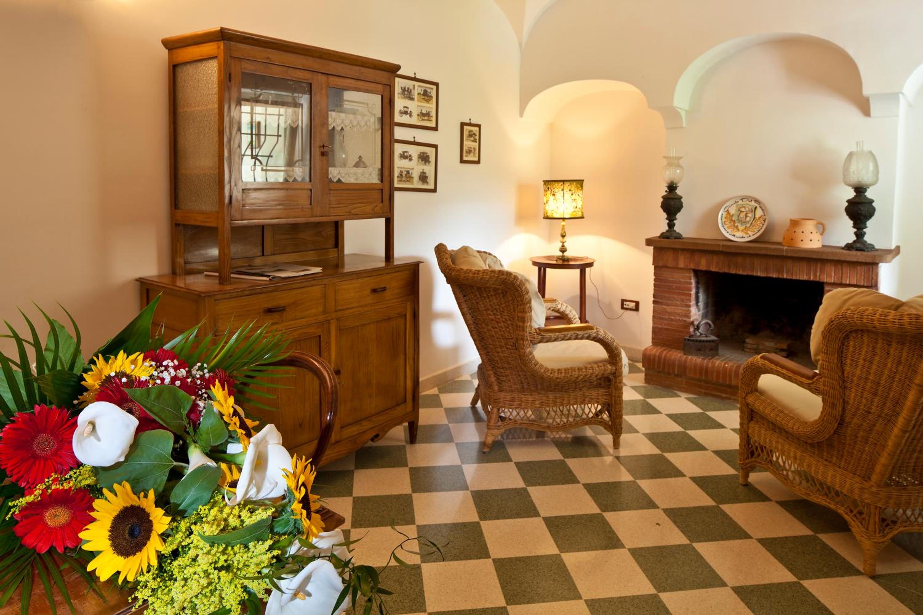 Apartment - Photo 1