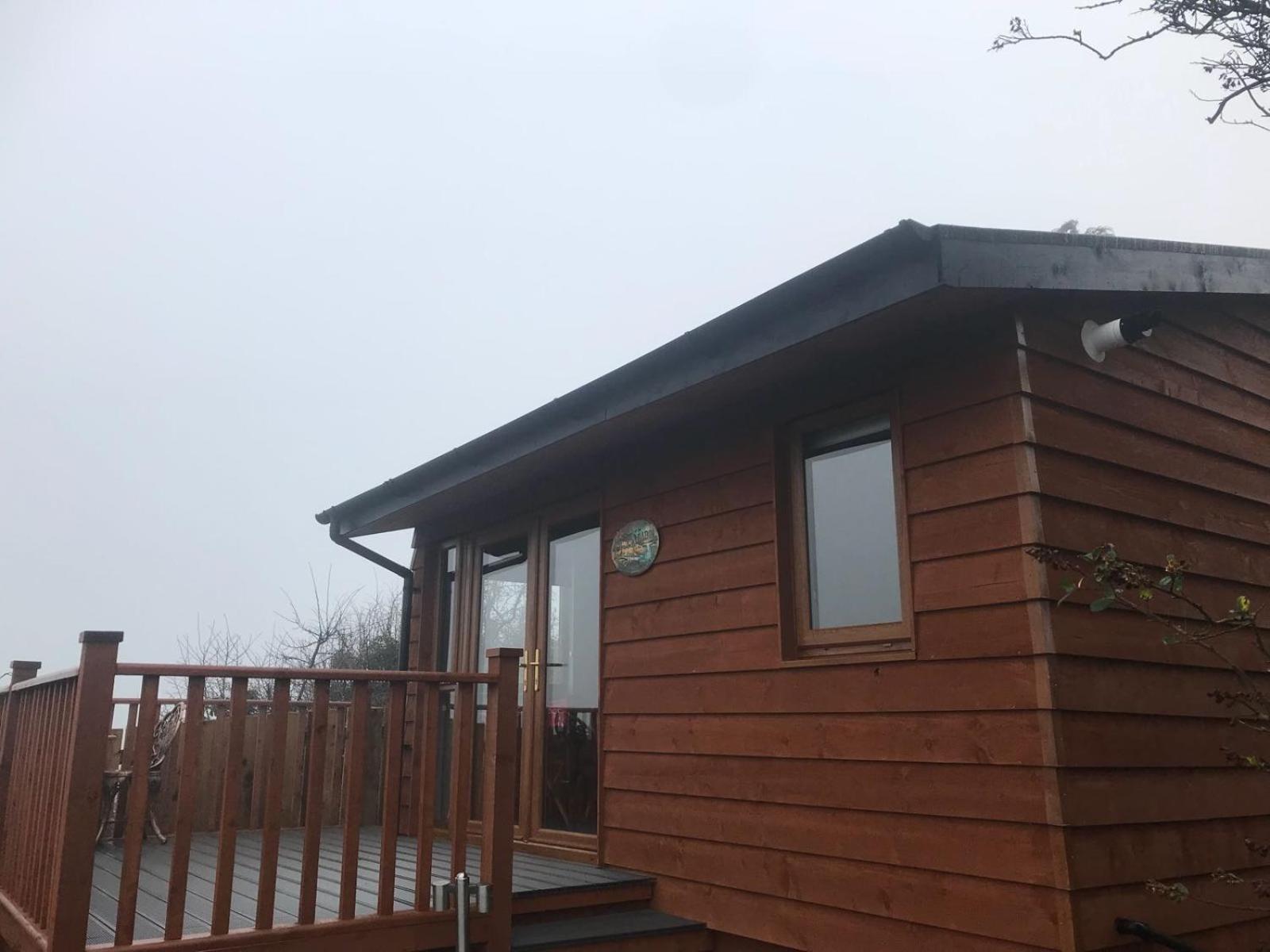 One-Bedroom House photo 2