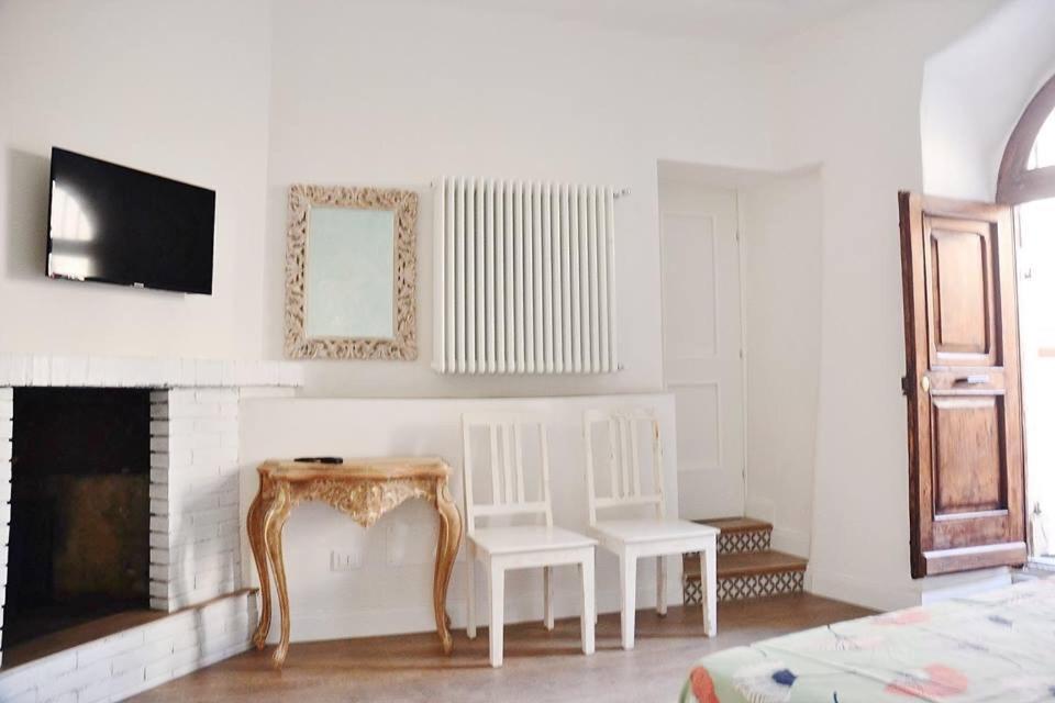 Suite with Terrace photo 3
