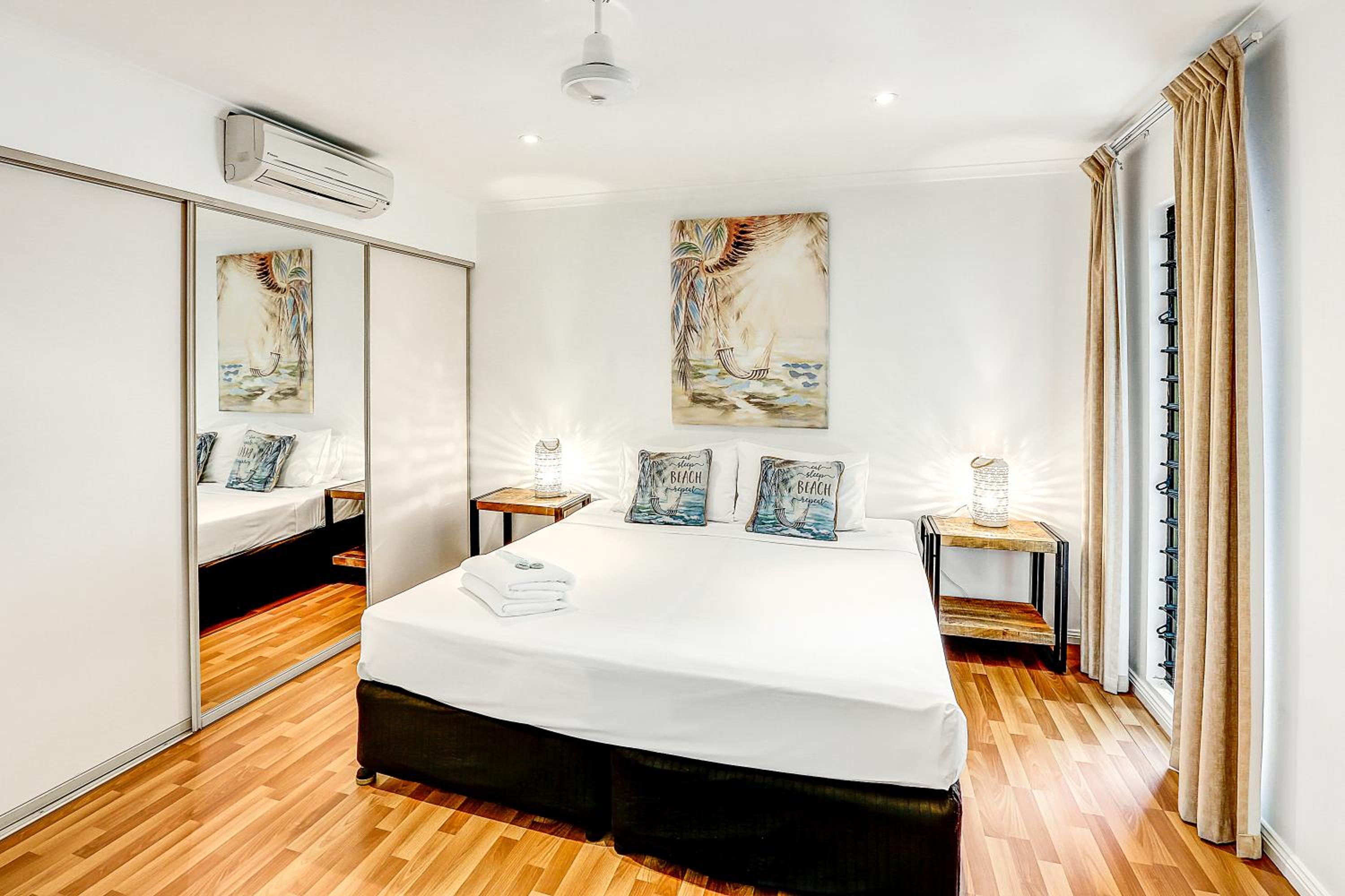 Two-Bedroom Apartment - Photo 9