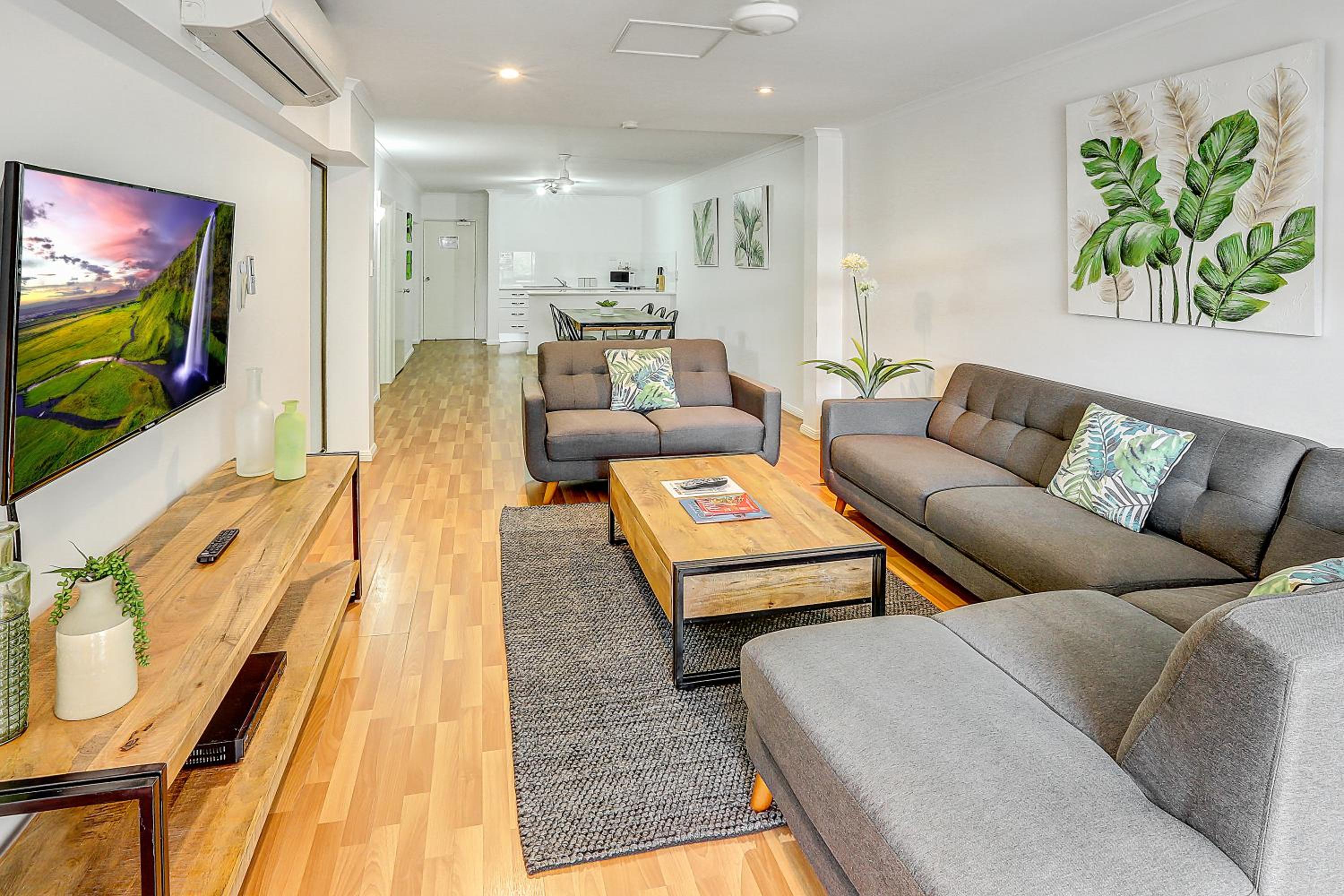 Two-Bedroom Apartment - Photo 7