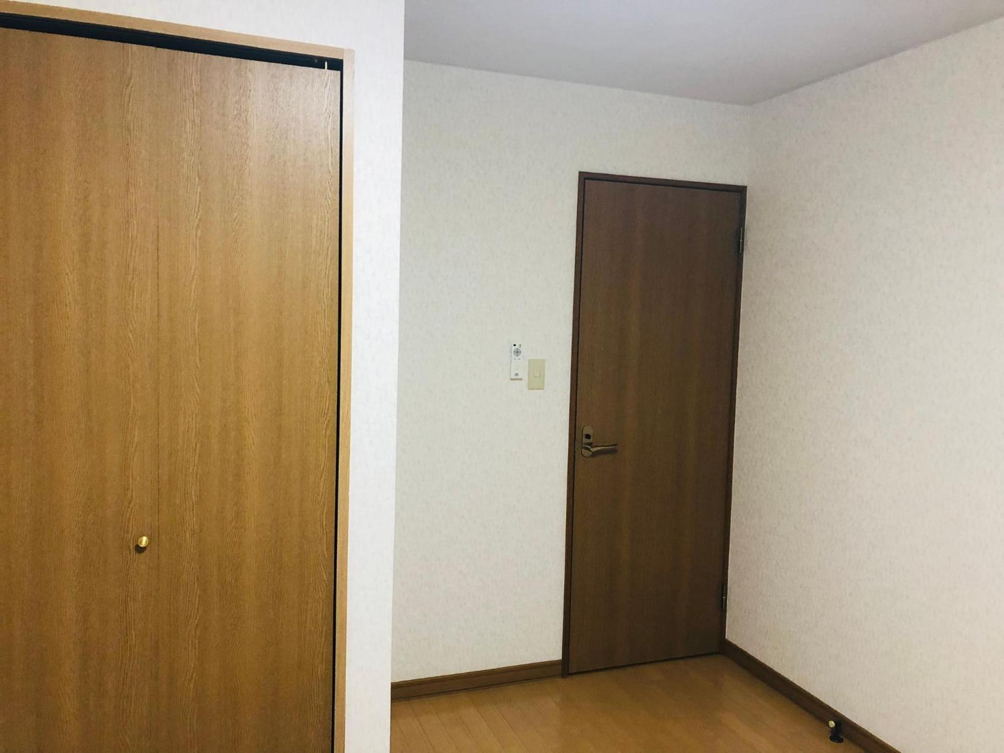 Triple Room with Shared Bathroom photo 3