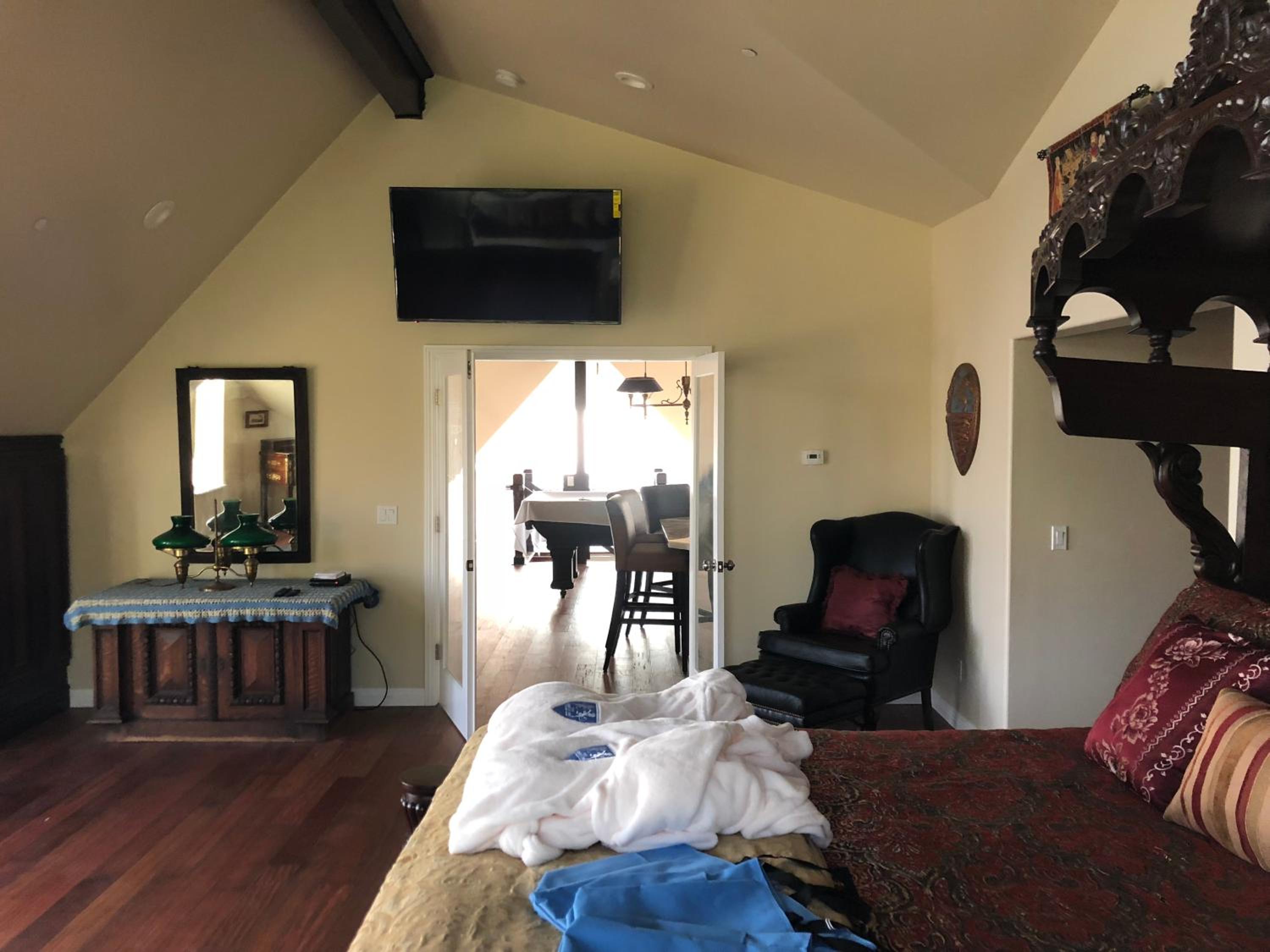 Family Room with Sea View - Photo 1