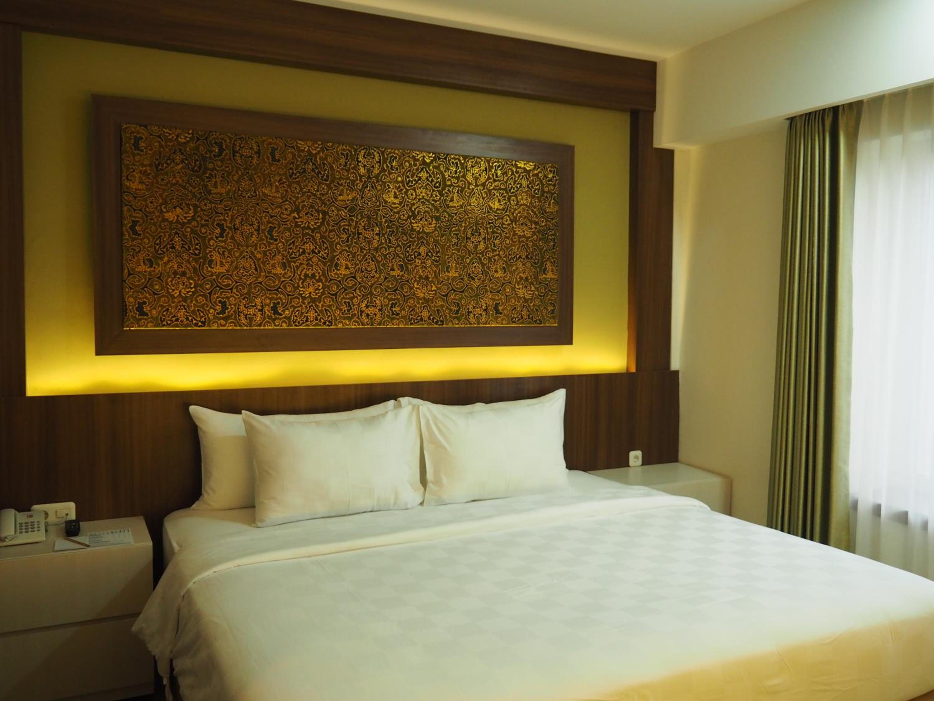 Deluxe Double or Twin Room photo 1