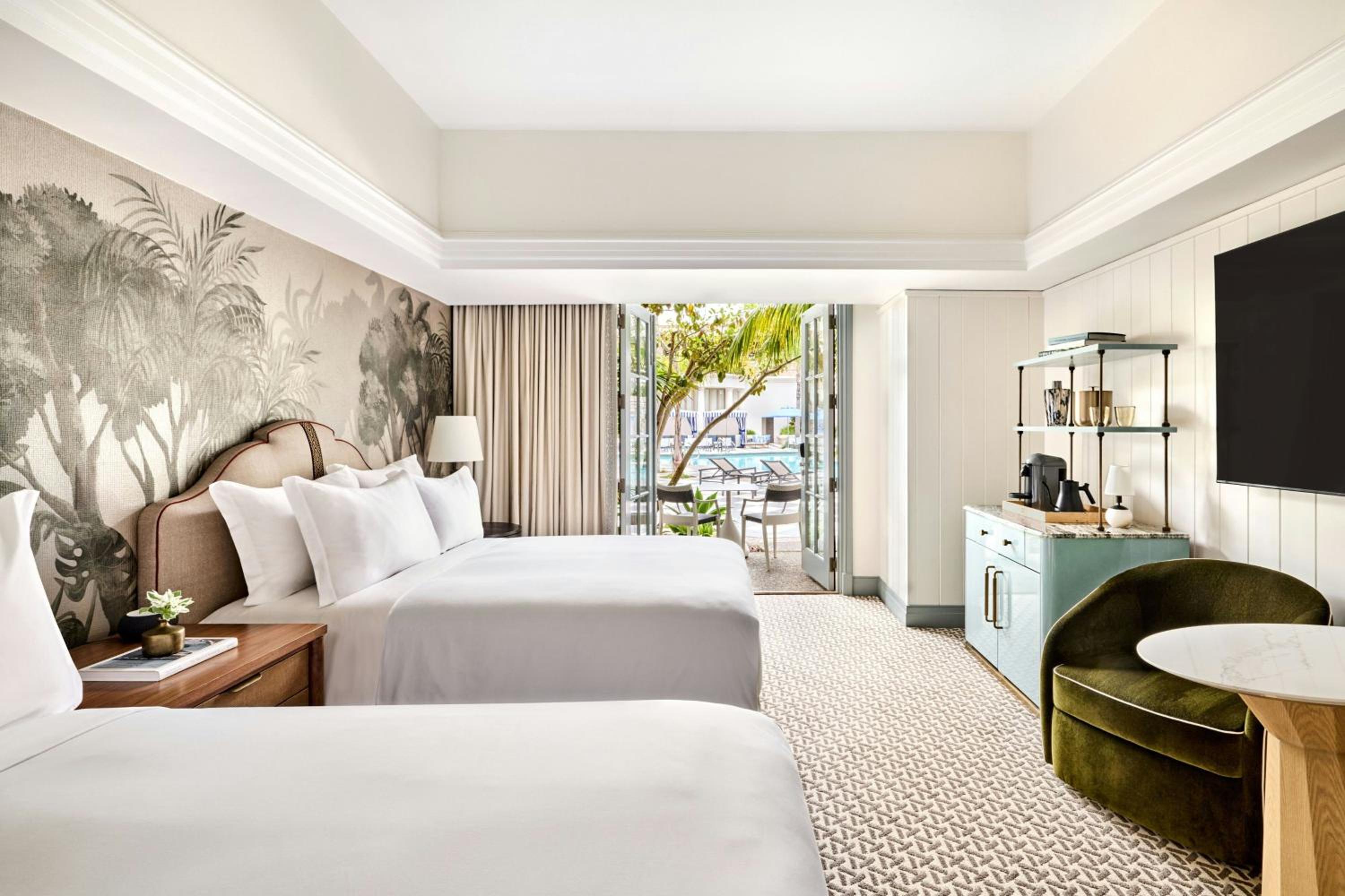 Double Room with Pool-Garden View - Mobility Accessible with Roll-In Shower