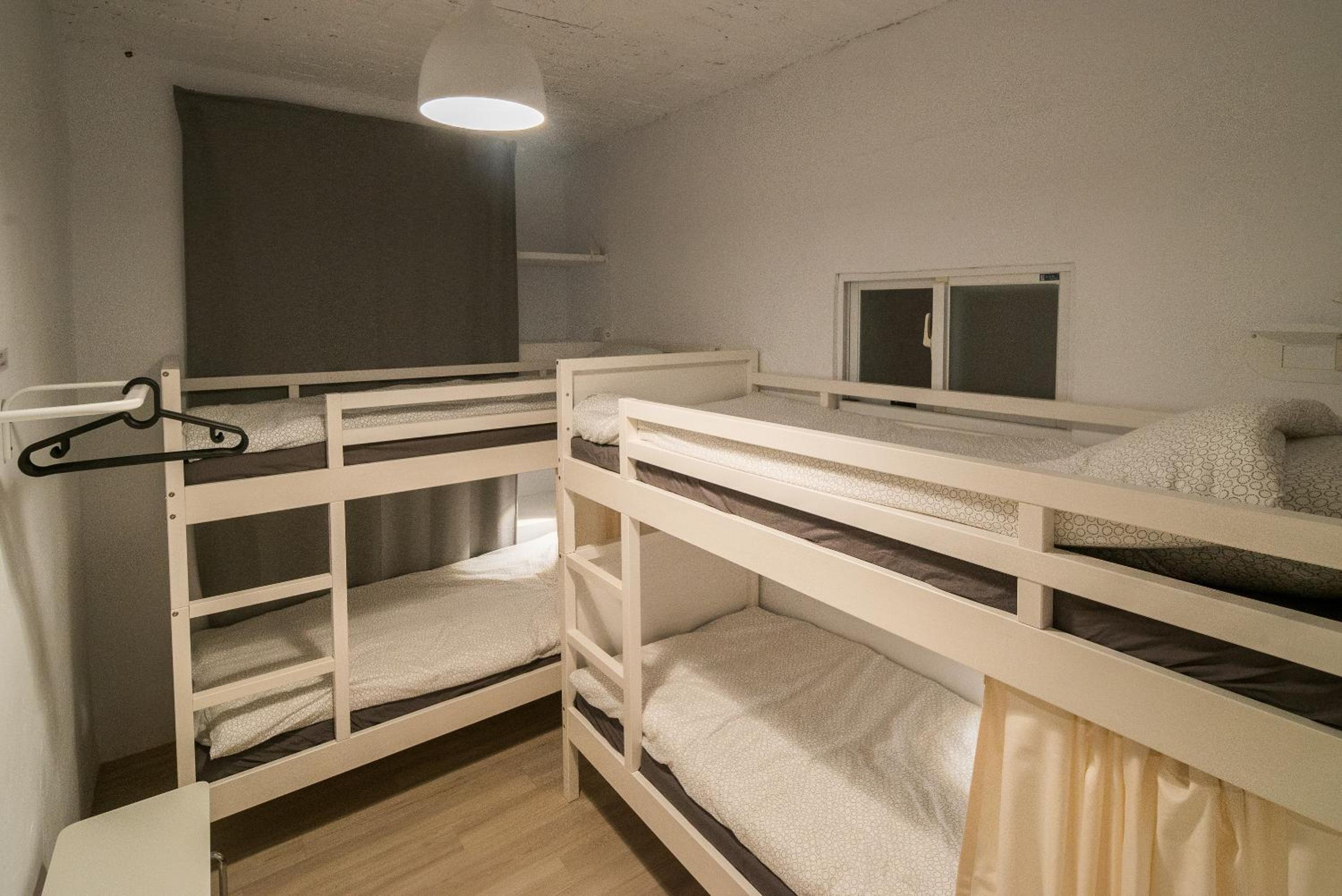 Single Bed in Female Dormitory Room photo 3