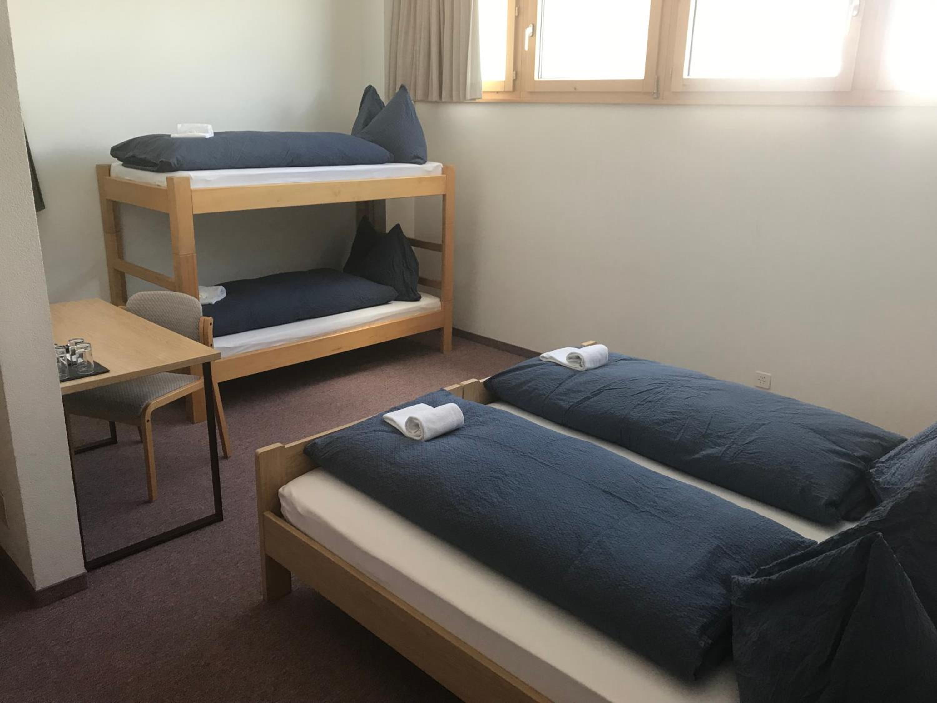 Quadruple Room - Photo 7