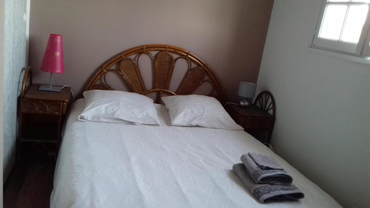 Double Room with Pool View photo 2