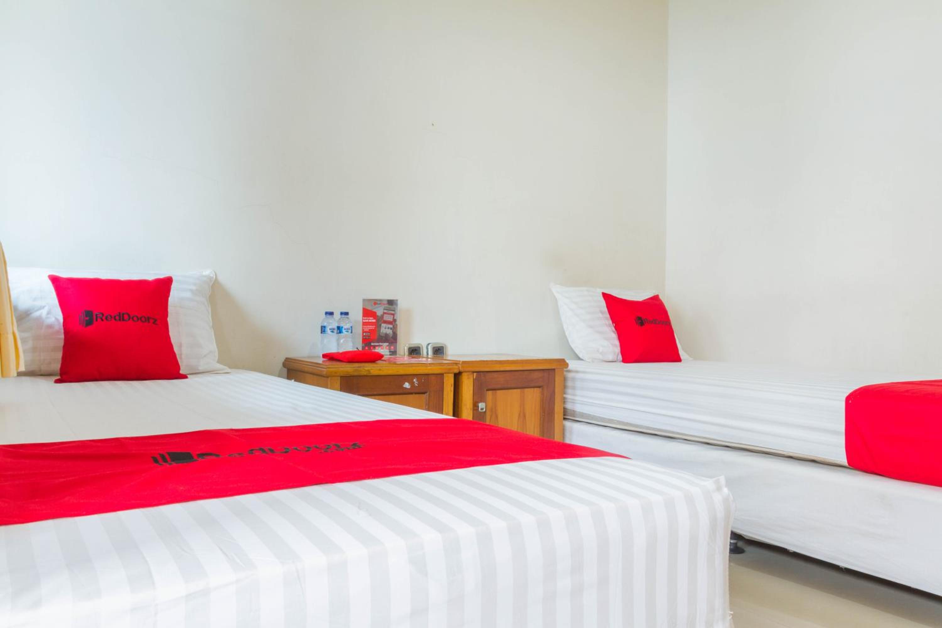 Twin Room - Photo 9