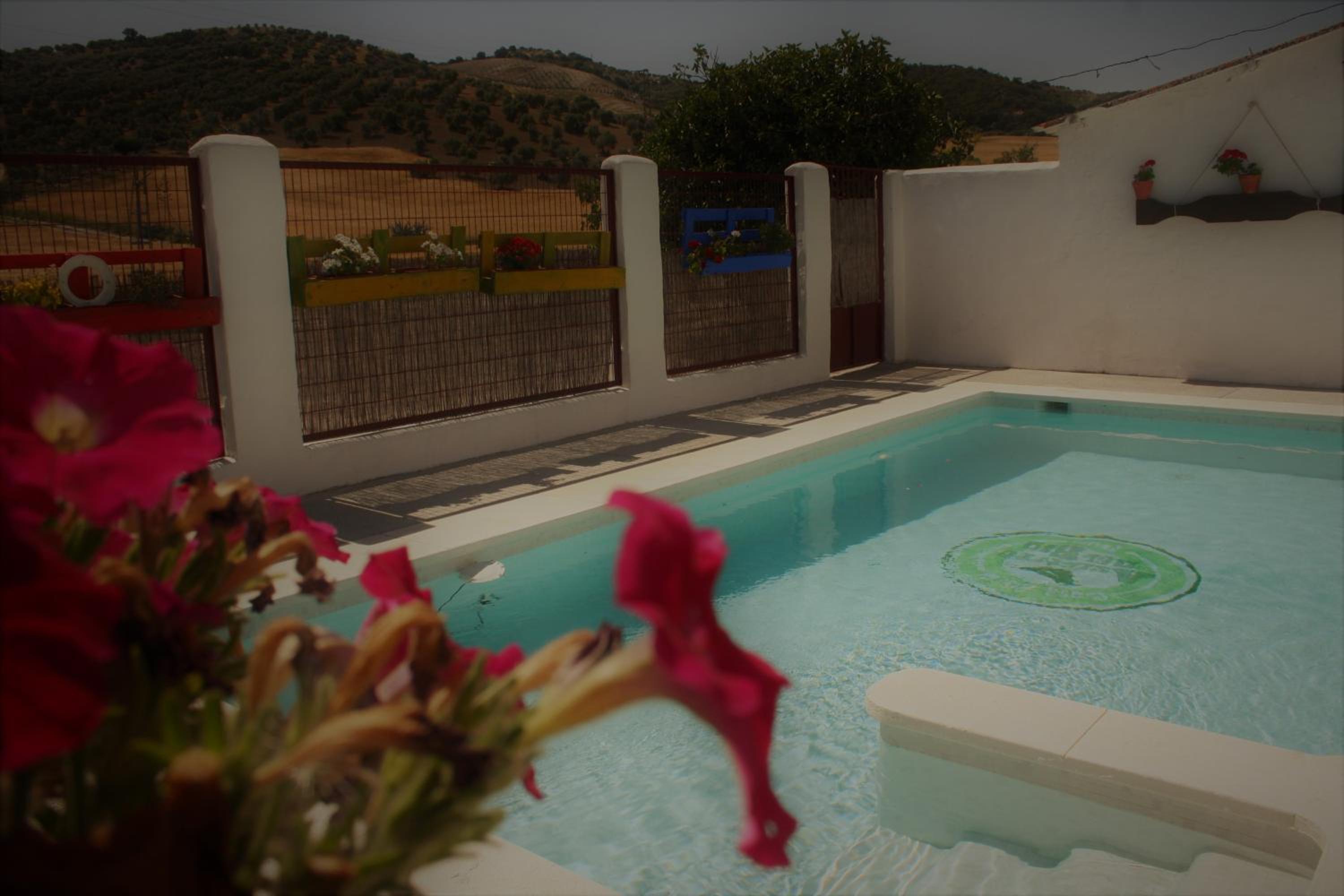 Seven-Bedroom House - Photo 14
