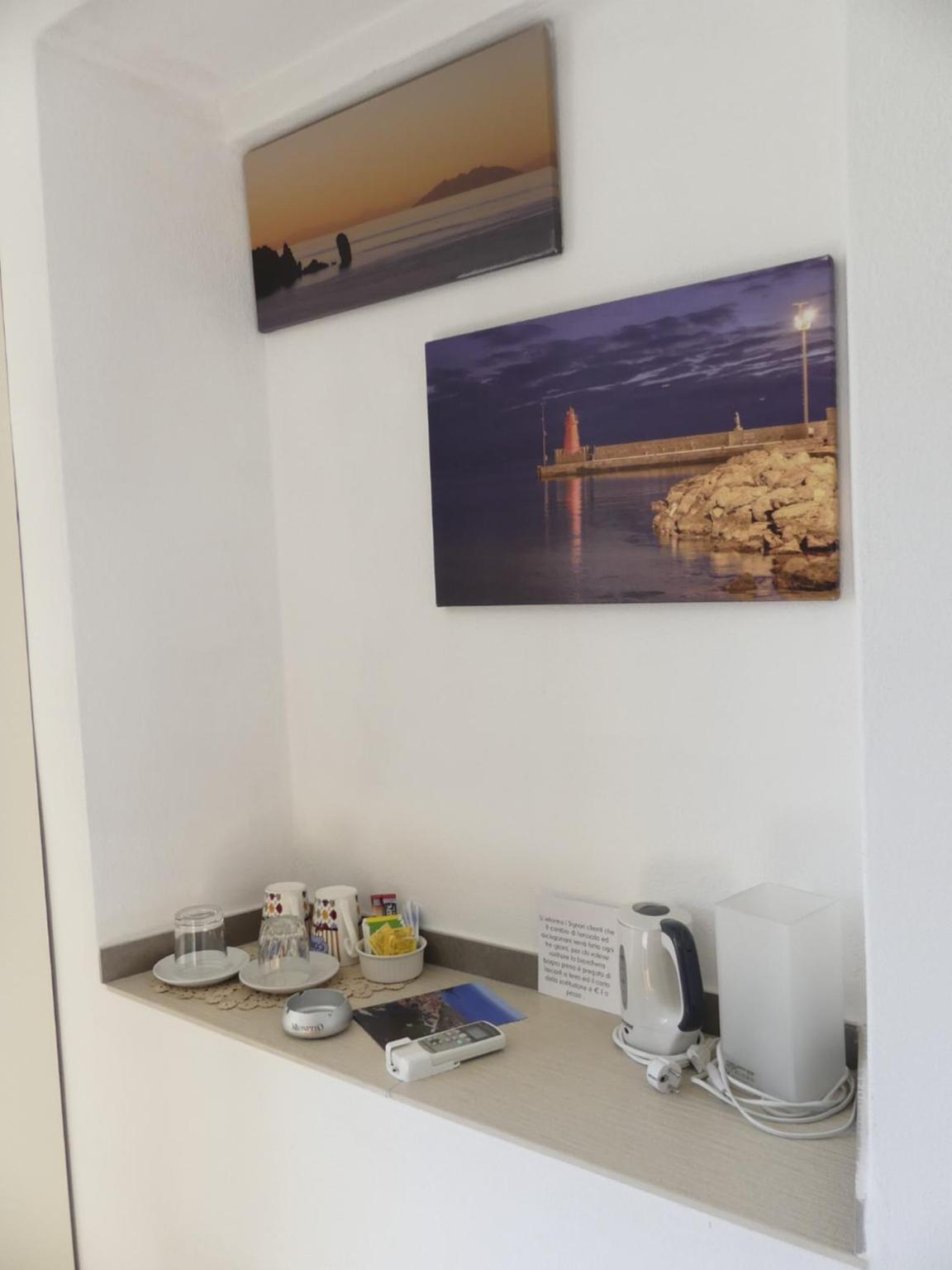 Double Room - Photo 6