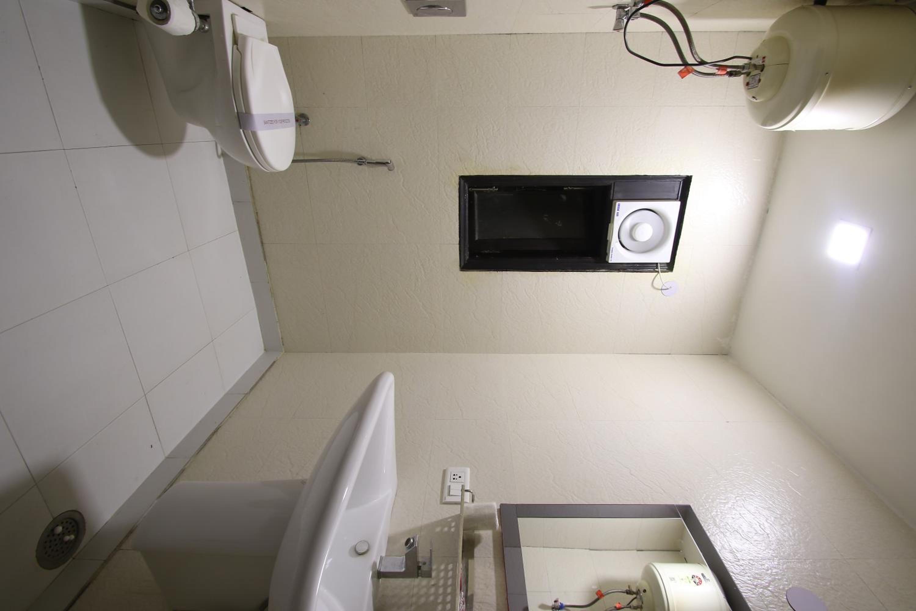 Deluxe Room - Photo 11