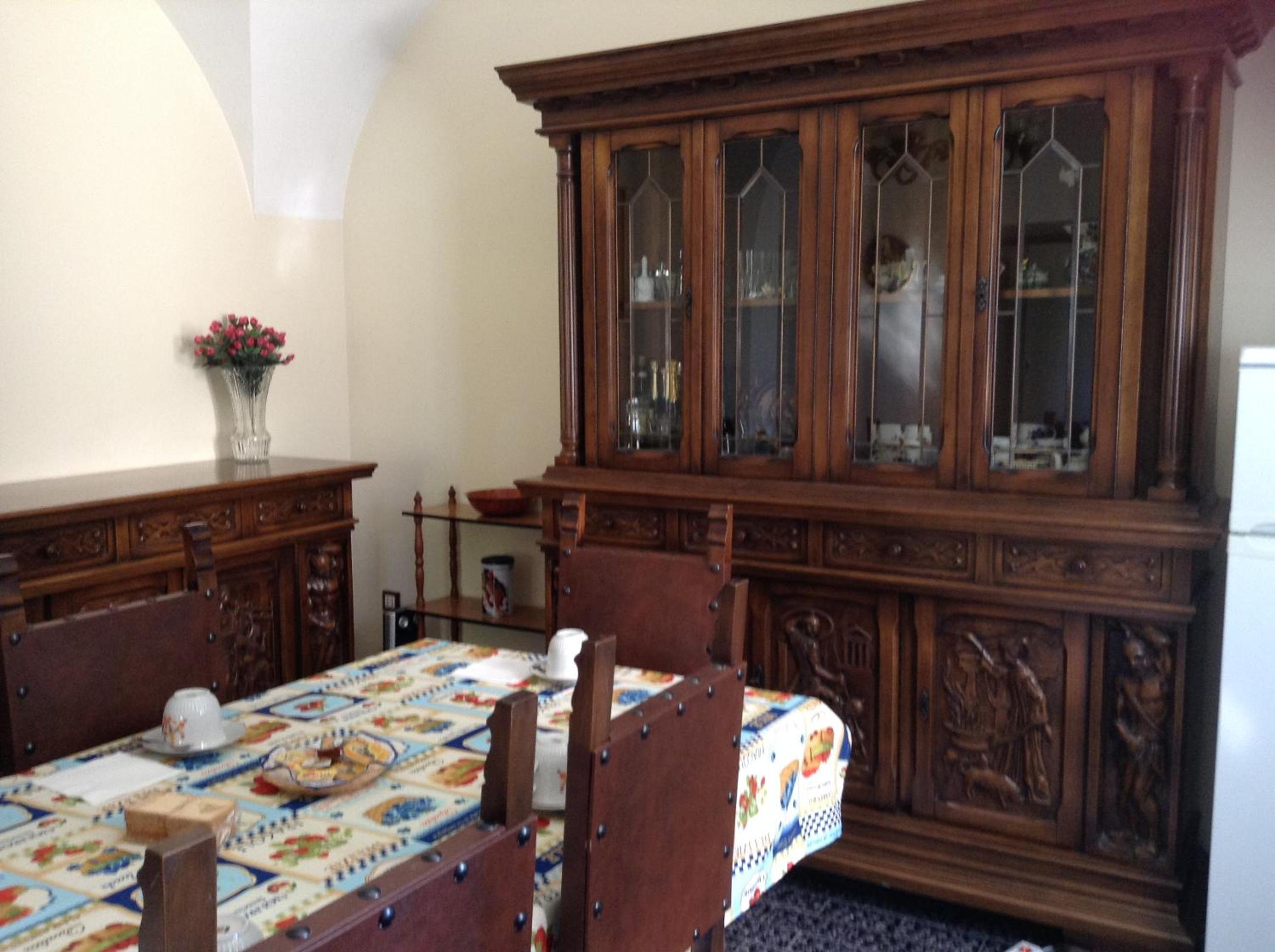 Four-Bedroom House - Photo 2