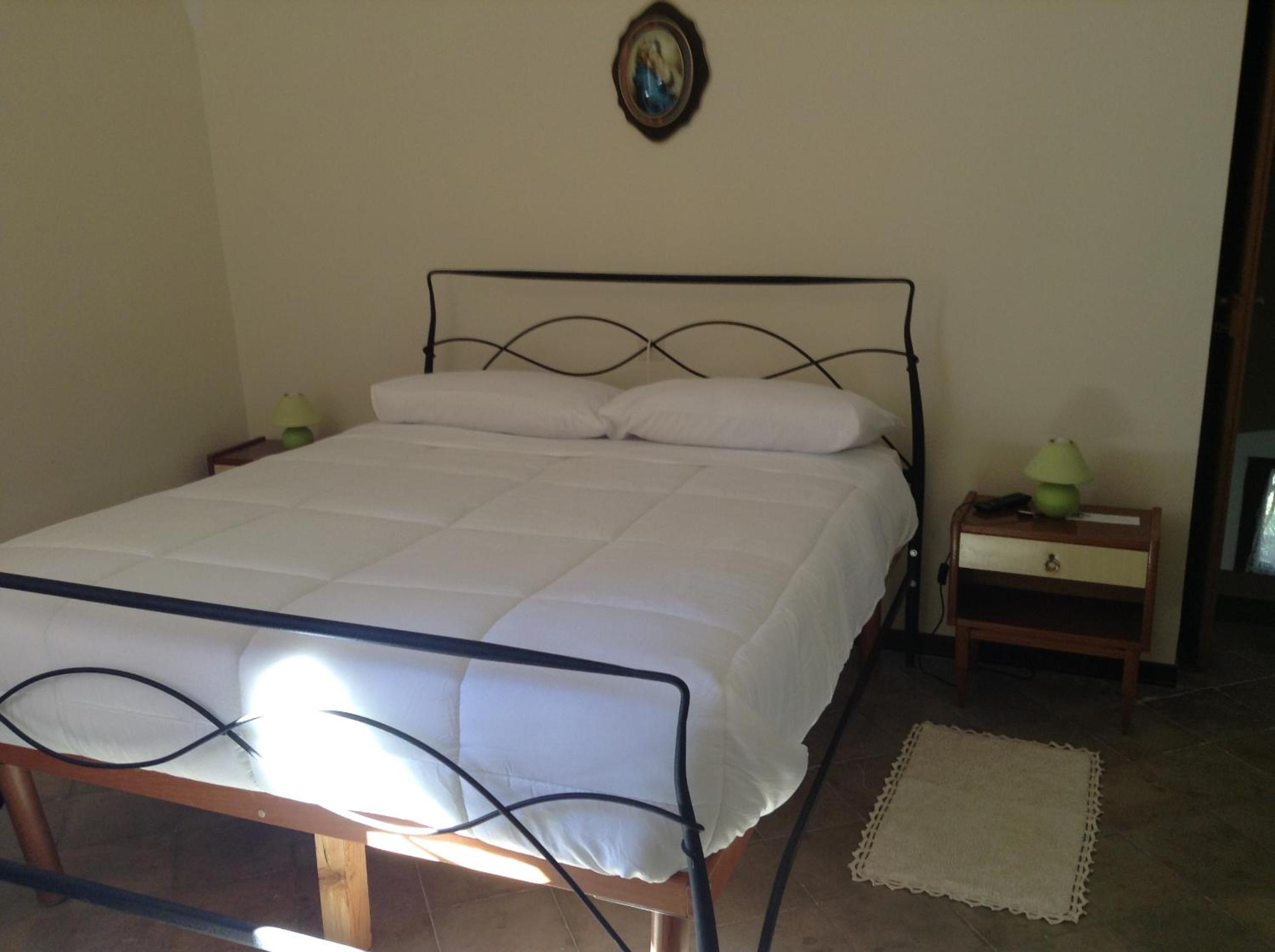 Four-Bedroom House - Photo 18