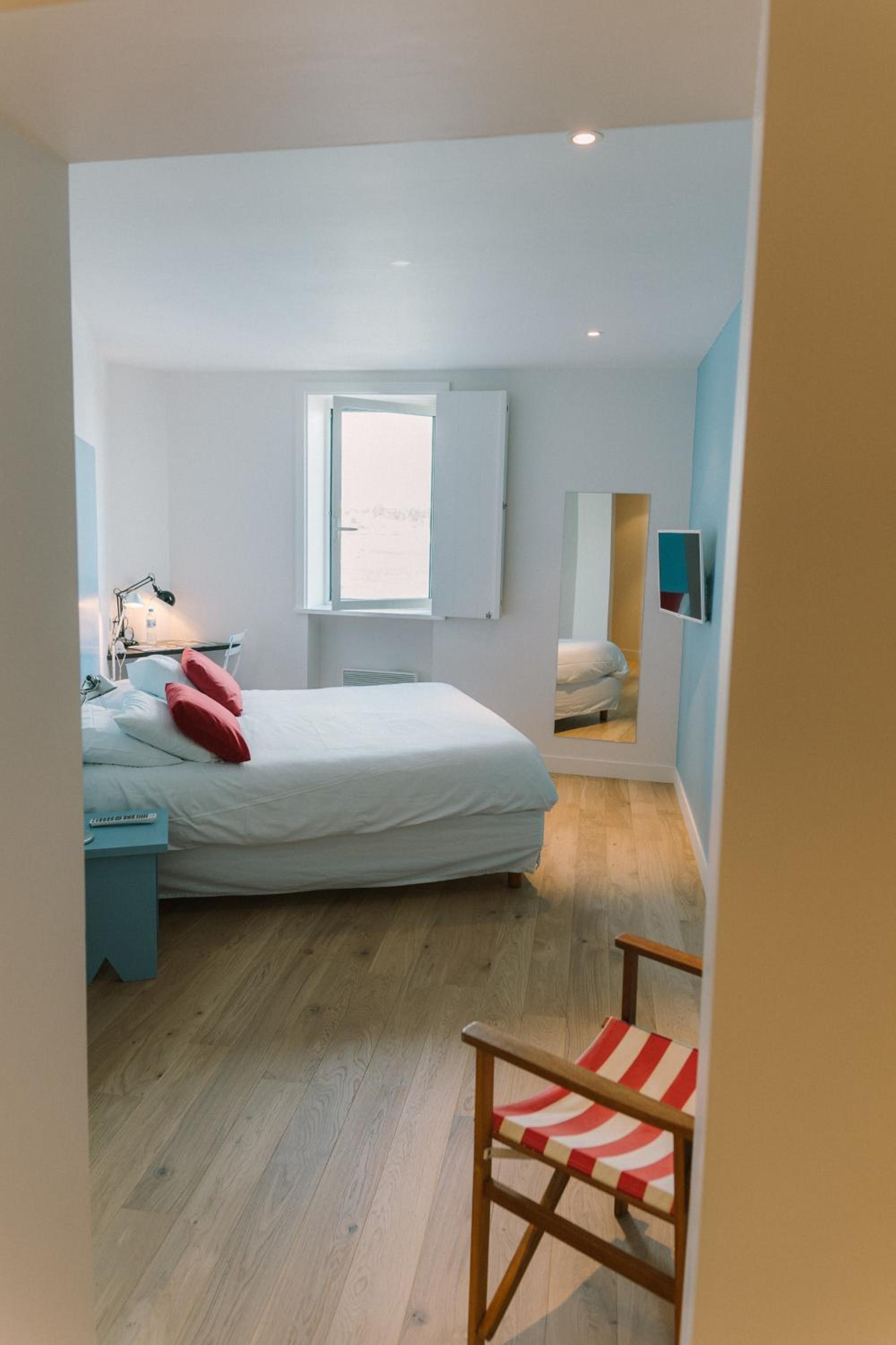 Double Room with Harbor View photo 2