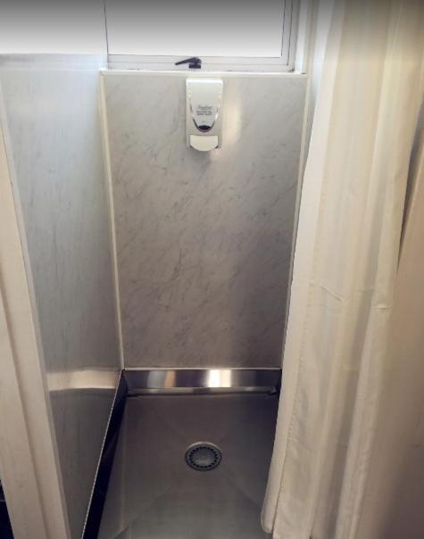 Triple Room with Bathroom - Photo 23